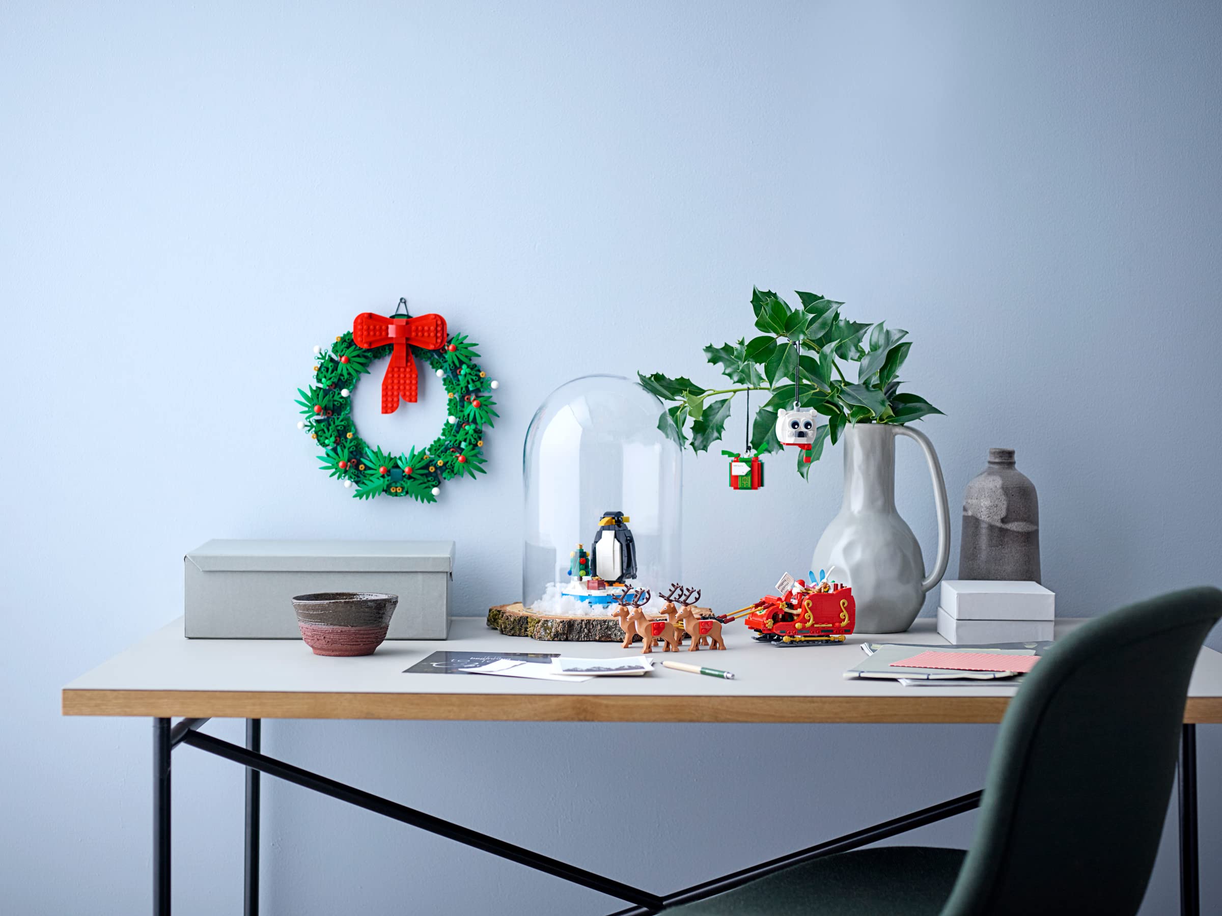Foto 5 | Set de Construcción Lego Christmas Penguin 40498 Con Árbol Y Regalos - Venta Internacional