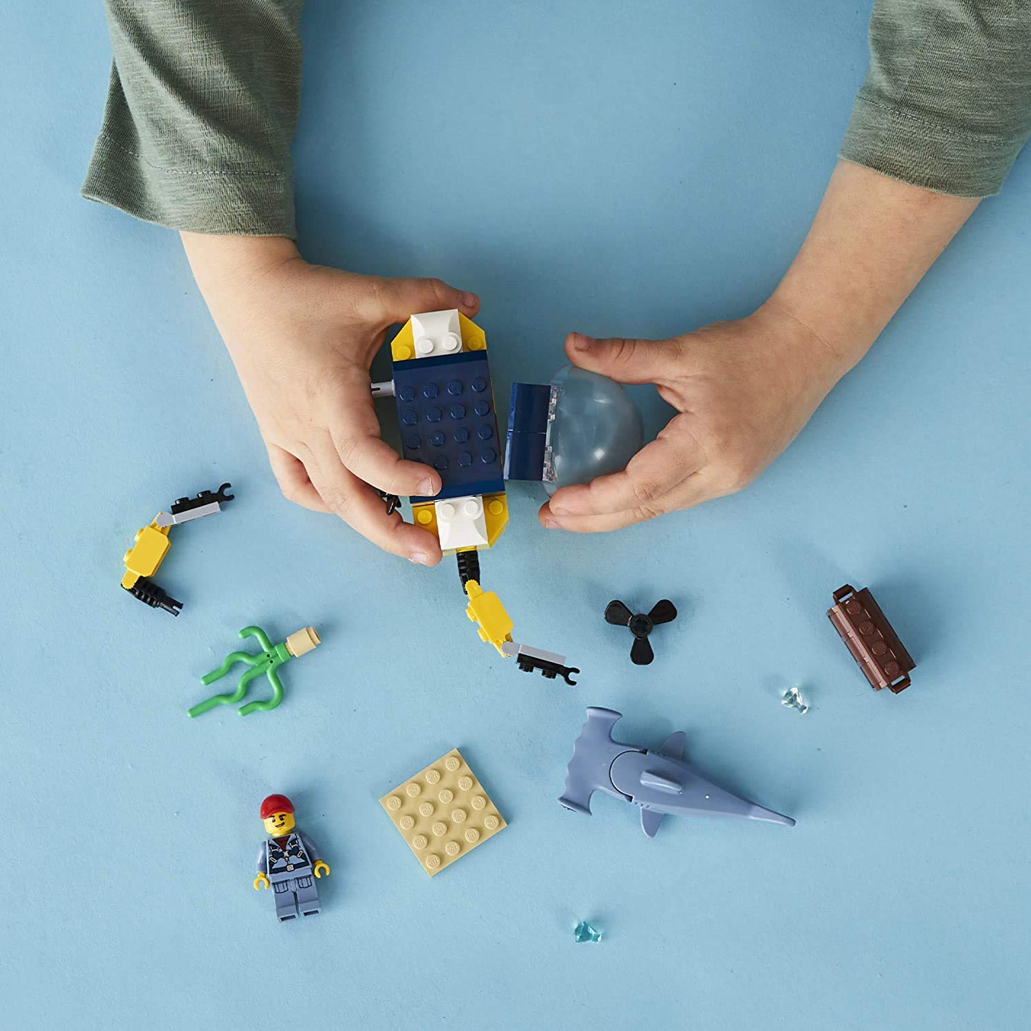 Foto 6 | Minisubmarino Lego City Ocean De Juguete 60263 Con Tesoro Pirata - Venta Internacional.