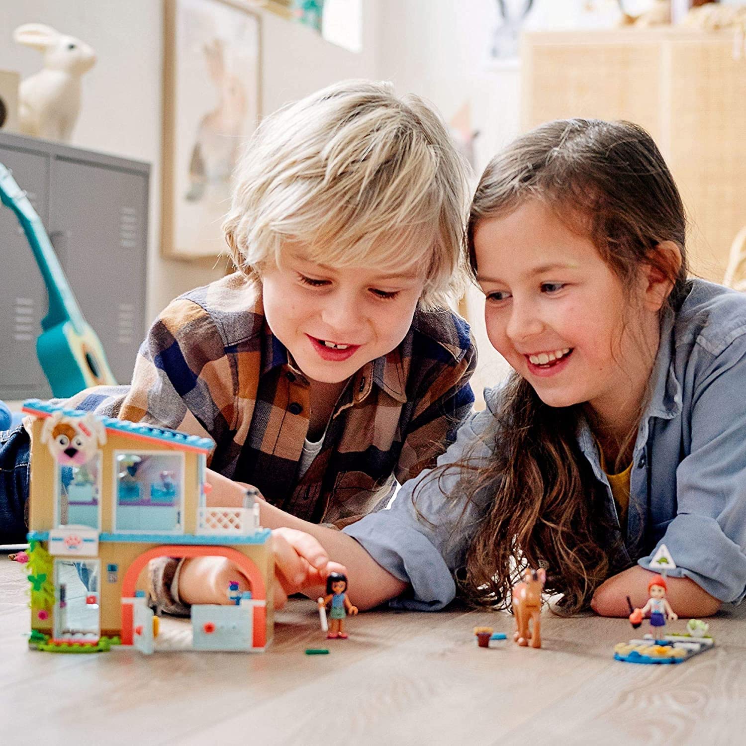 Foto 5 | Lego Friends Heartlake City Veterinaria 41446 - Venta Internacional