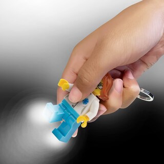 Foto 5 | Llavero Lego Classic Doctor De 7,6 Cm Con Luces Led Ke185 - Venta Internacional.