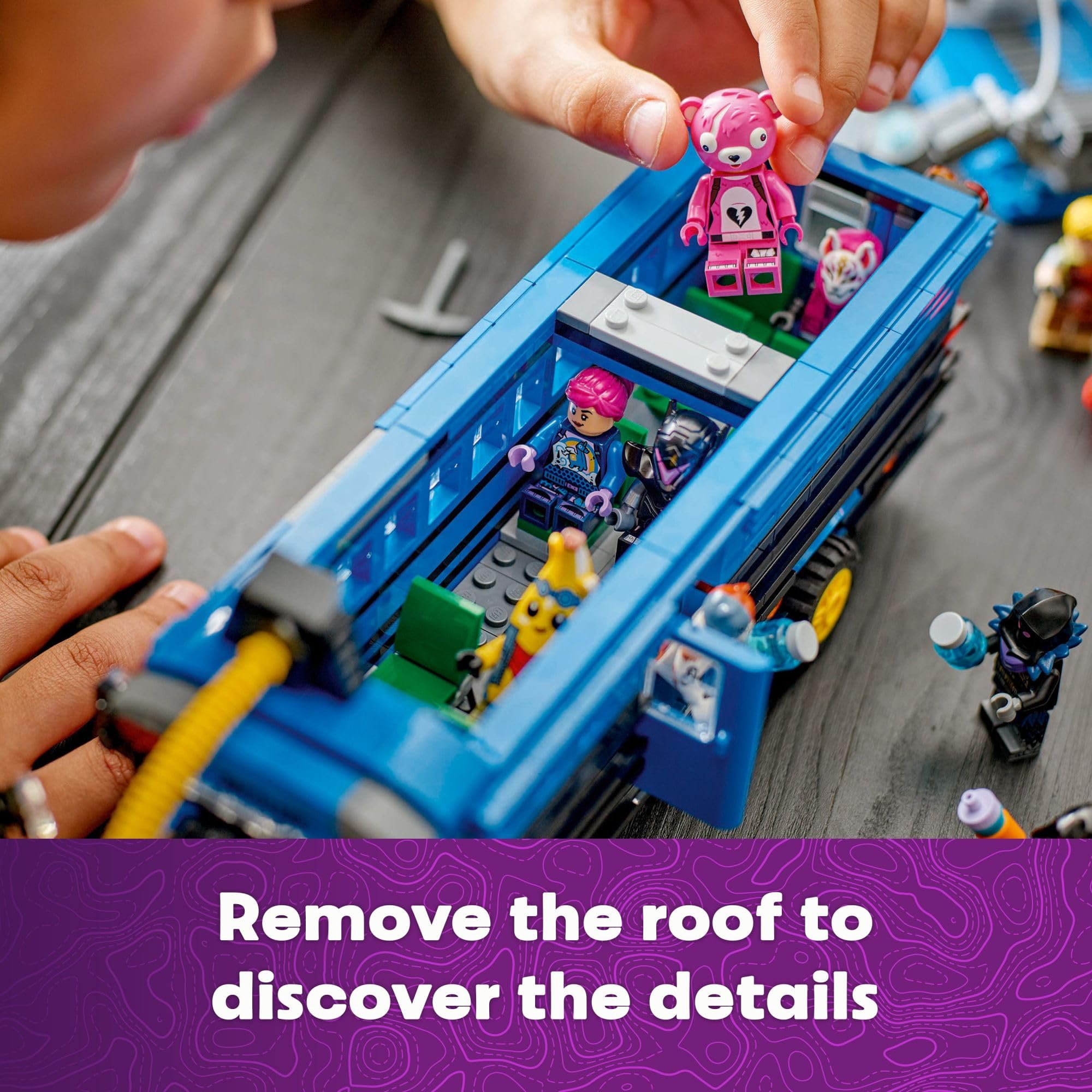 Foto 5 | Autobús De Batalla Lego Fortnite De Juguete Con 9 Minifiguras De Más De 10 Años - Venta Internacional.