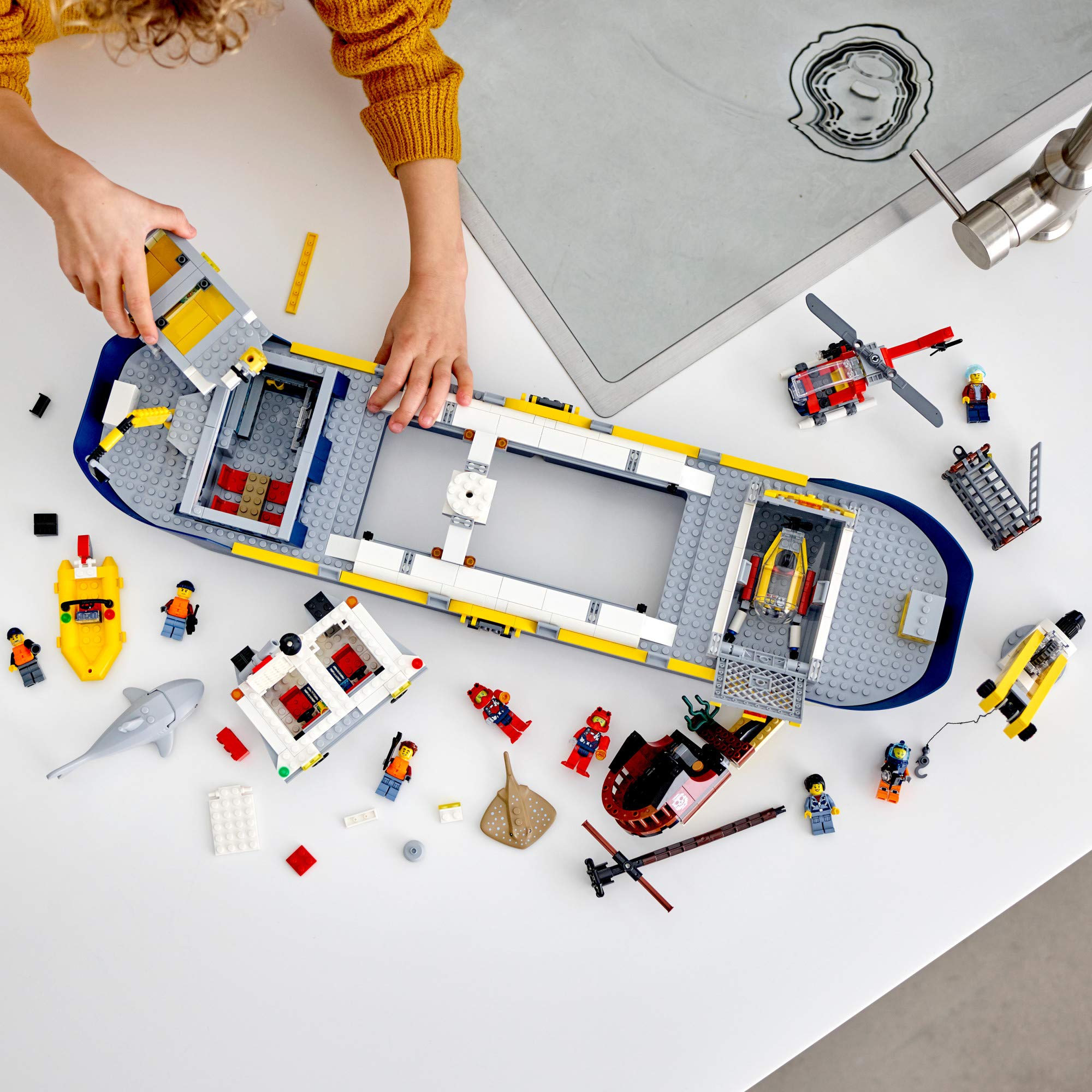 Foto 6 | Buque De Exploración De Juguete Lego City Ocean Exploration Ship 60266 - Venta Internacional.