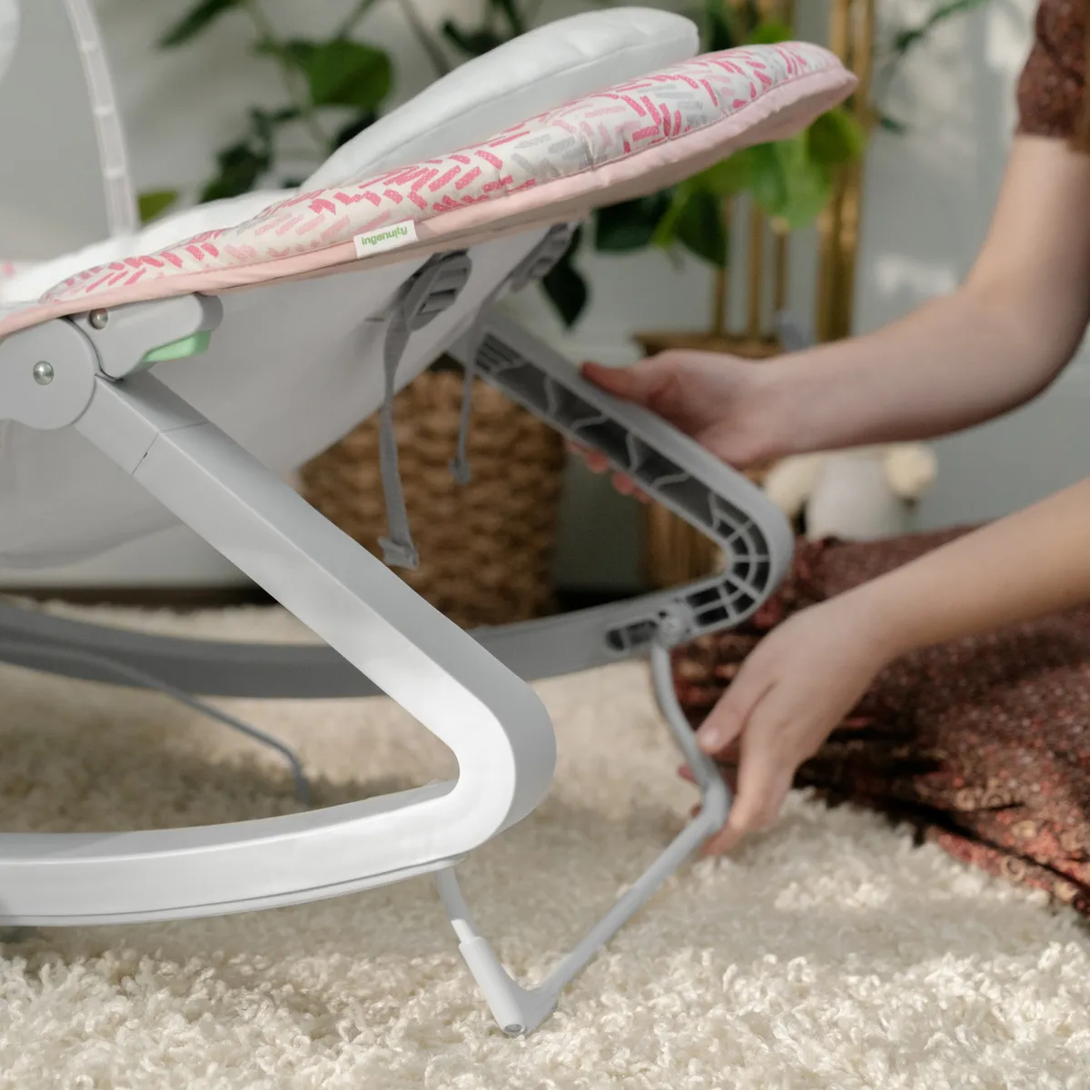 Foto 6 pulgar | Silla Mecedora Para Bebé Ingeuity Keep Cozy Bouncer 3 En 1 Lily