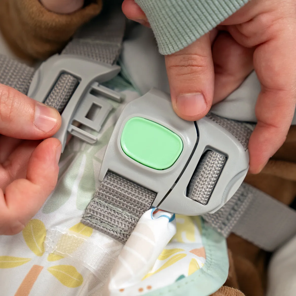Foto 7 pulgar | Silla Mecedora Para Bebé Ingeuity Keep Cozy Bouncer 3 En 1 Madi