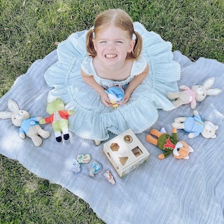 Foto 7 | Clasificador De Formas Que Los Niños Prefieren Beatrix Potter Peter Rabbit Wood - Venta Internacional.