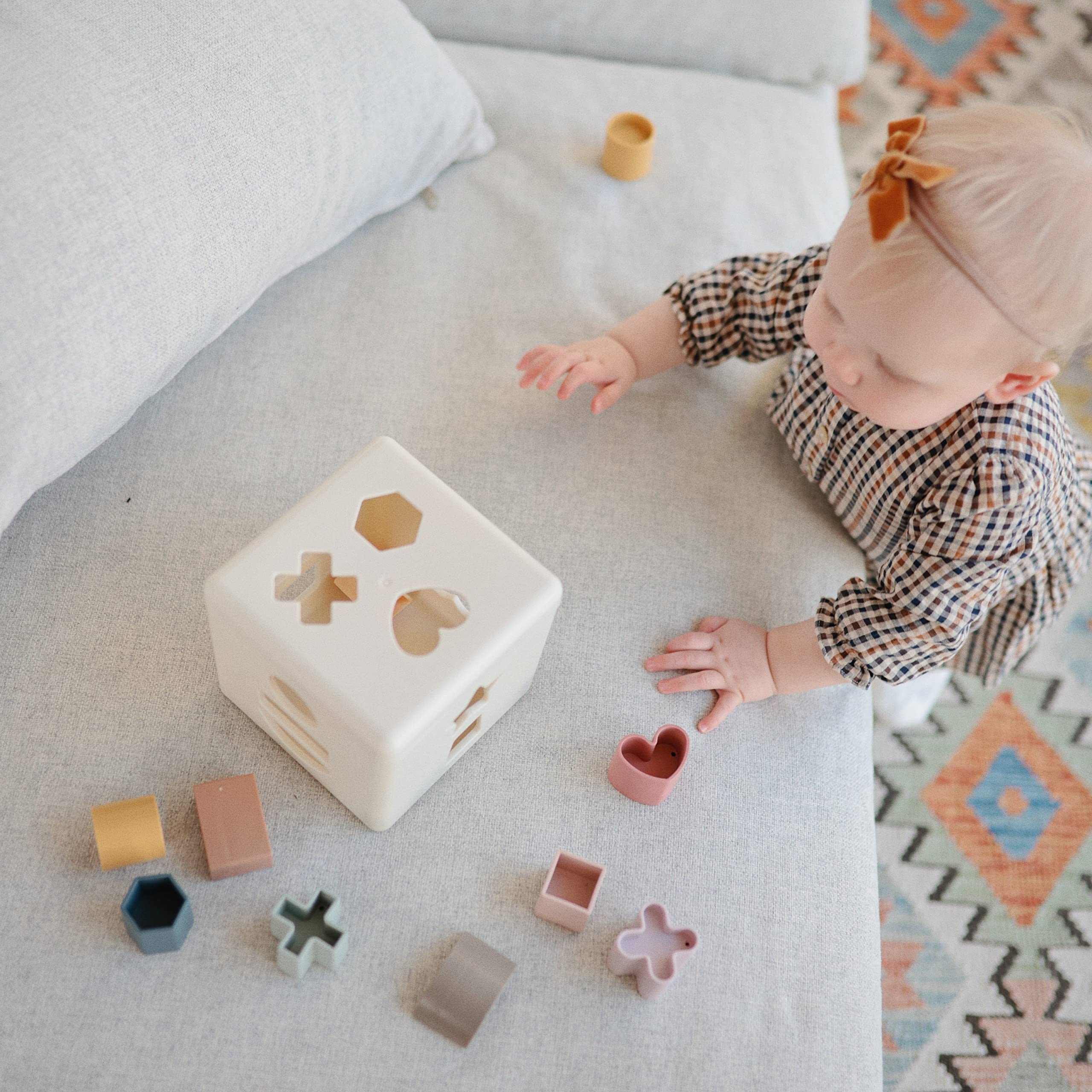Foto 5 | Juguete Educativo De Aprendizaje Con Forma De Caja Clasificadora Mushie Para Más De 10 Meses - Venta Internacional.