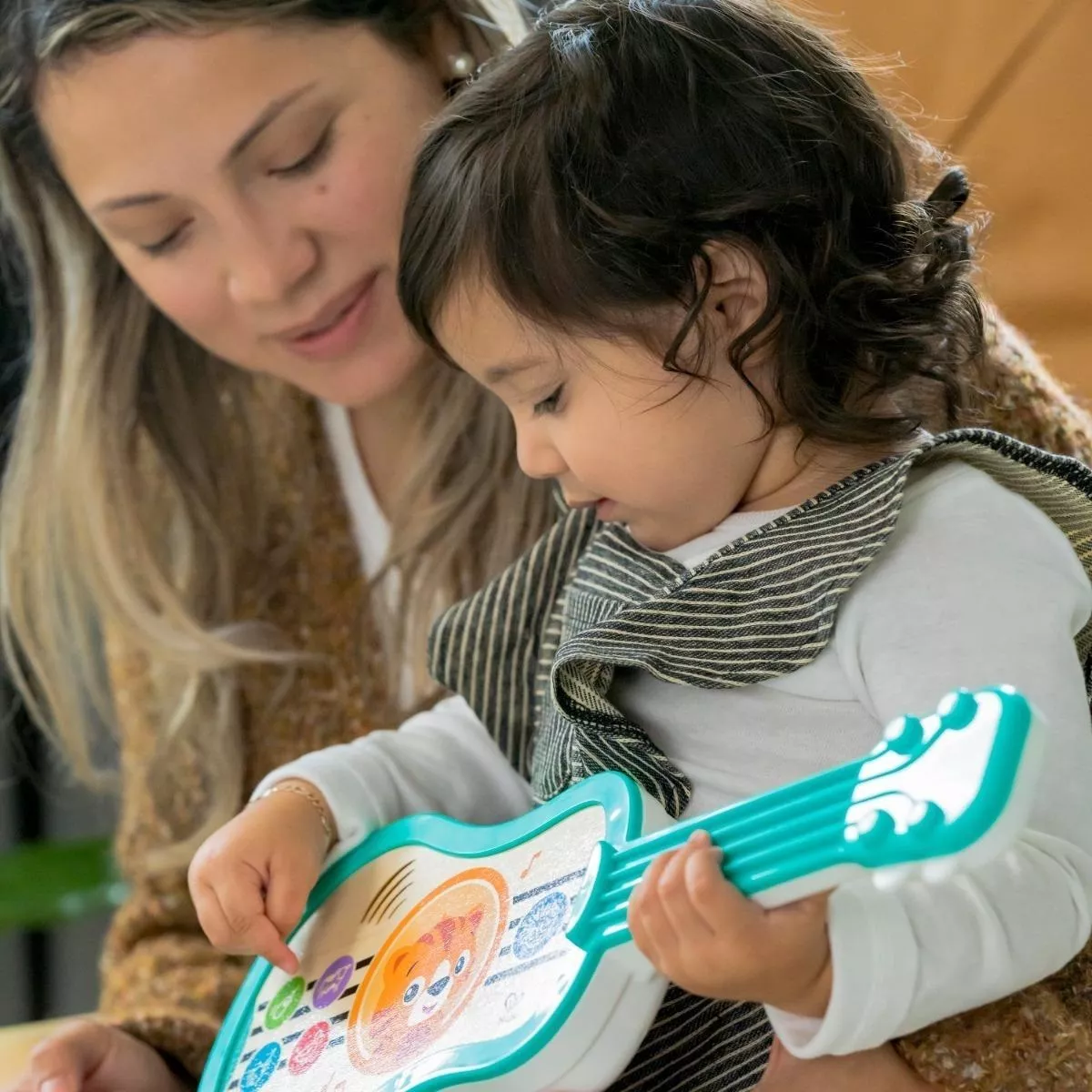 Foto 8 pulgar | Guitarra Musical Baby Einstein Sing & Strum Magic Touch