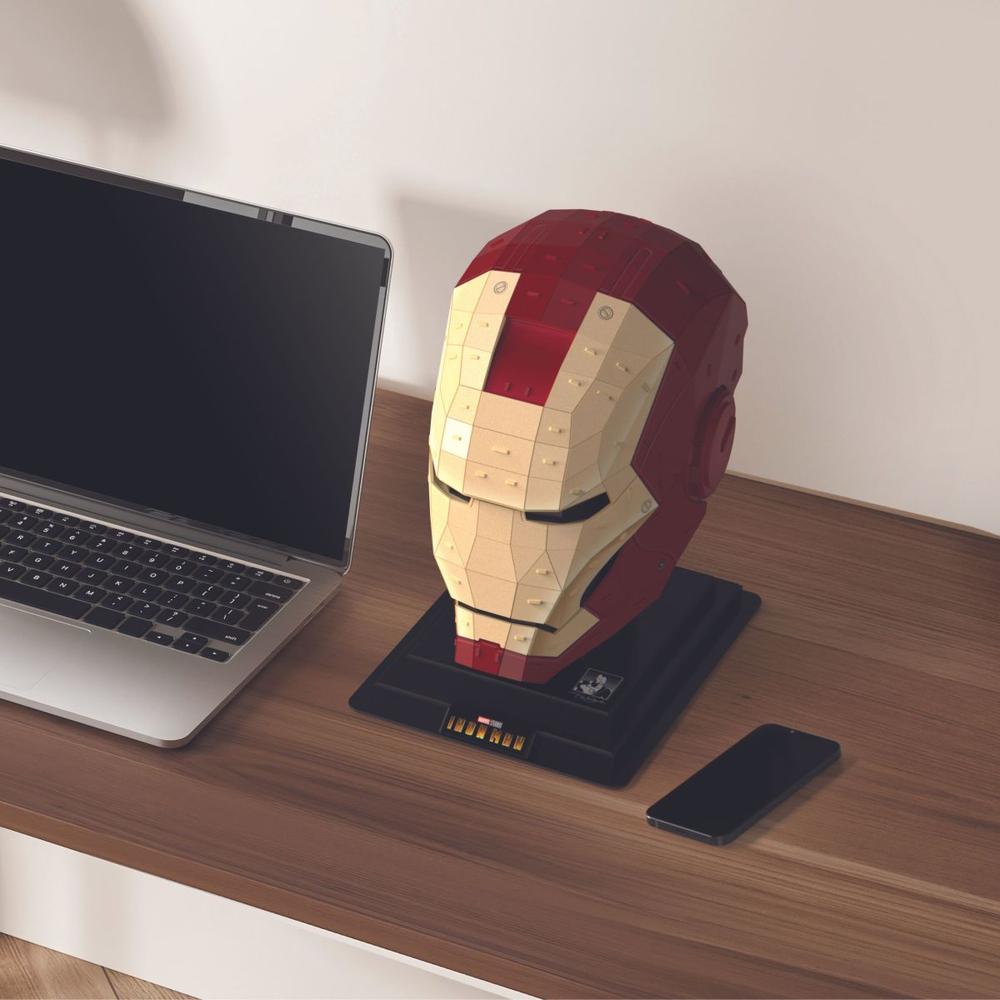 Foto 7 pulgar | Rompecabezas 4D del casco de Iron Man de Marvel