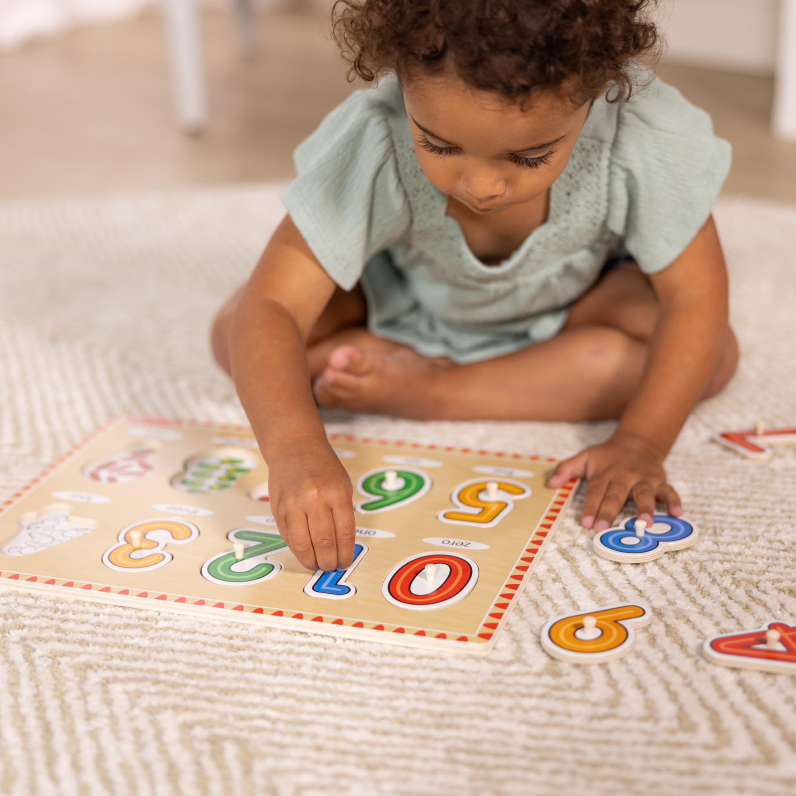 Foto 8 pulgar | Puzzle Melissa & Doug Wooden Lift & See Peg Con El Alfabeto, Números - Venta Internacional.