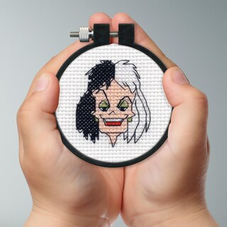 Foto 7 | Kit De Punto De Cruz Dimensiones Cruella Mini De Disney Para Principiantes - Venta Internacional.