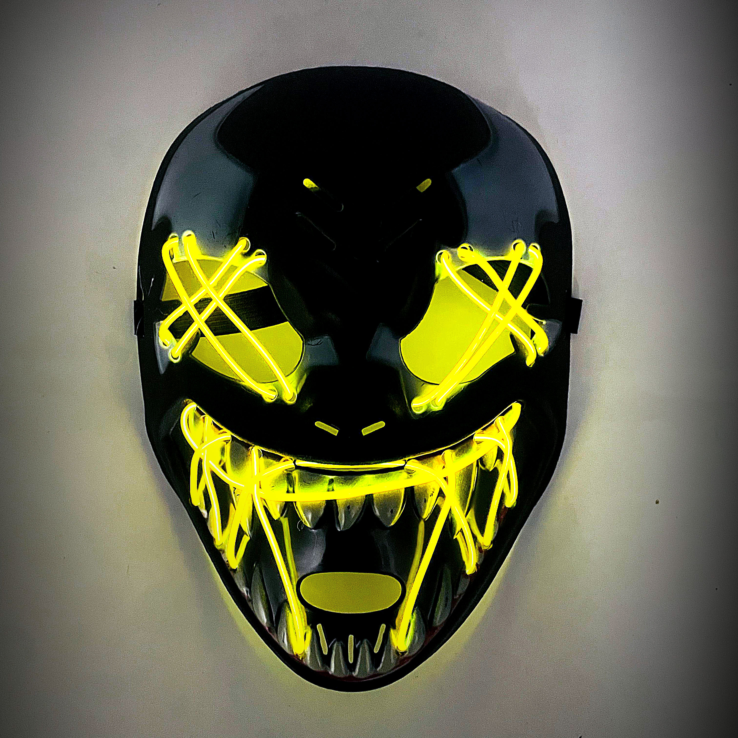 Foto 2 pulgar | Máscara Venom Con Luz Amarillo Ideal Para Halloween Y Cosplay