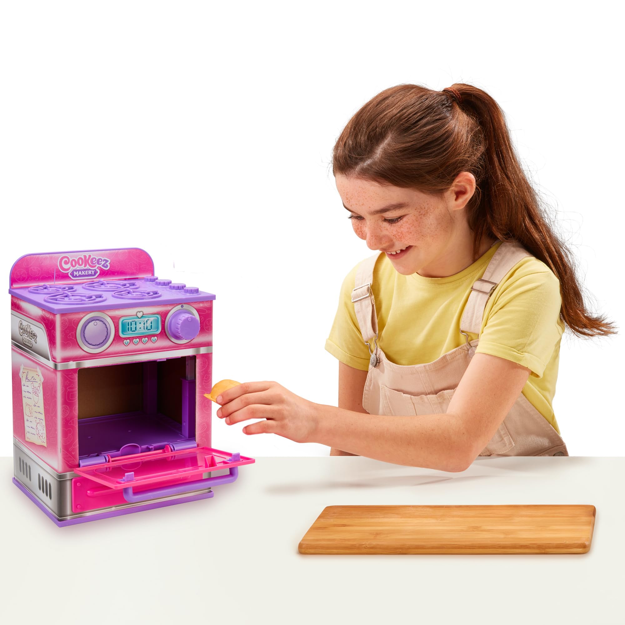 Foto 3 pulgar | Cookeez Makery Cinnamon Treats Oven Mix & Make Plush Friend - Venta Internacional.