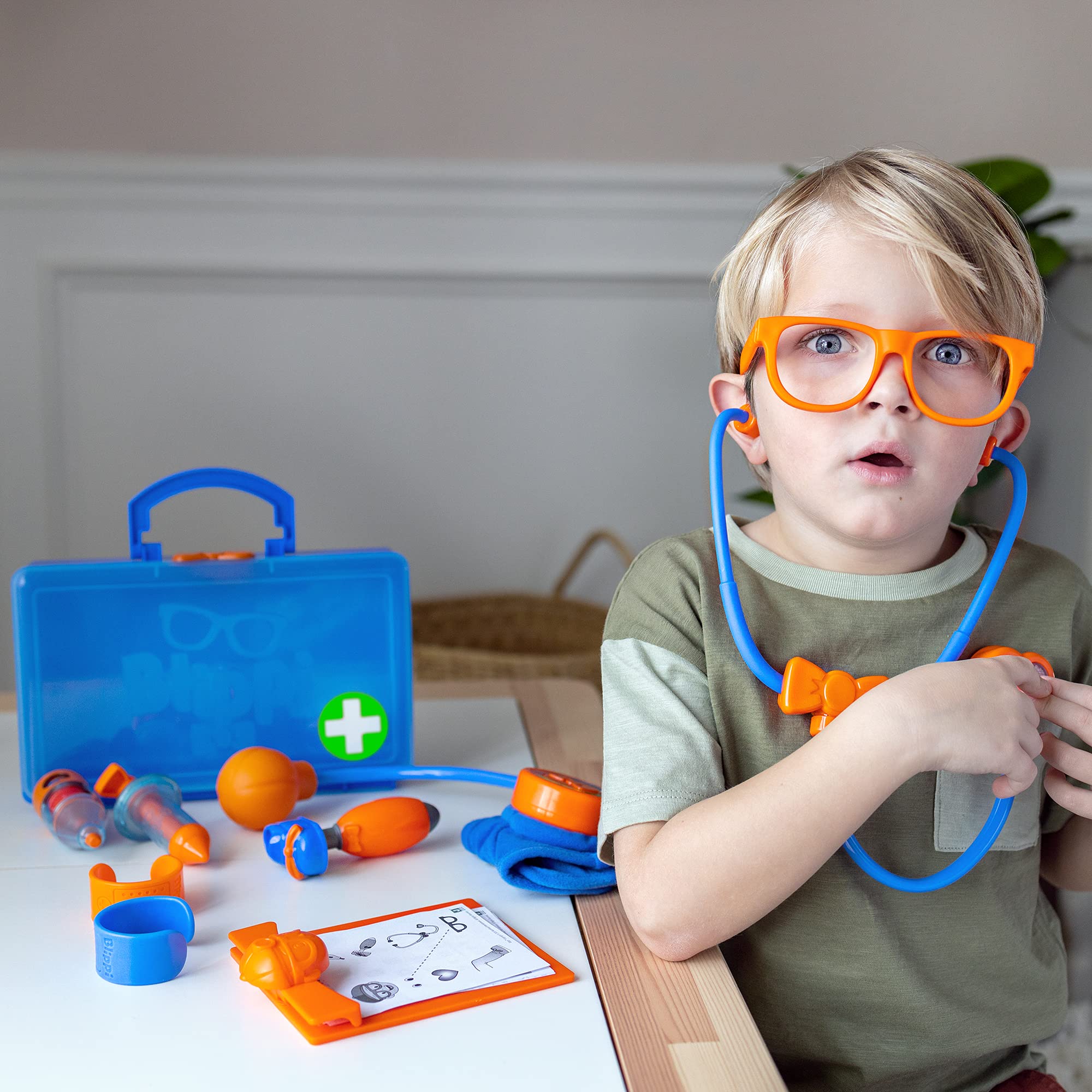 Foto 5 pulgar | Doctor Playset Blippi Con Estetoscopio, Gafas, Bolsa Y Más - Venta Internacional.