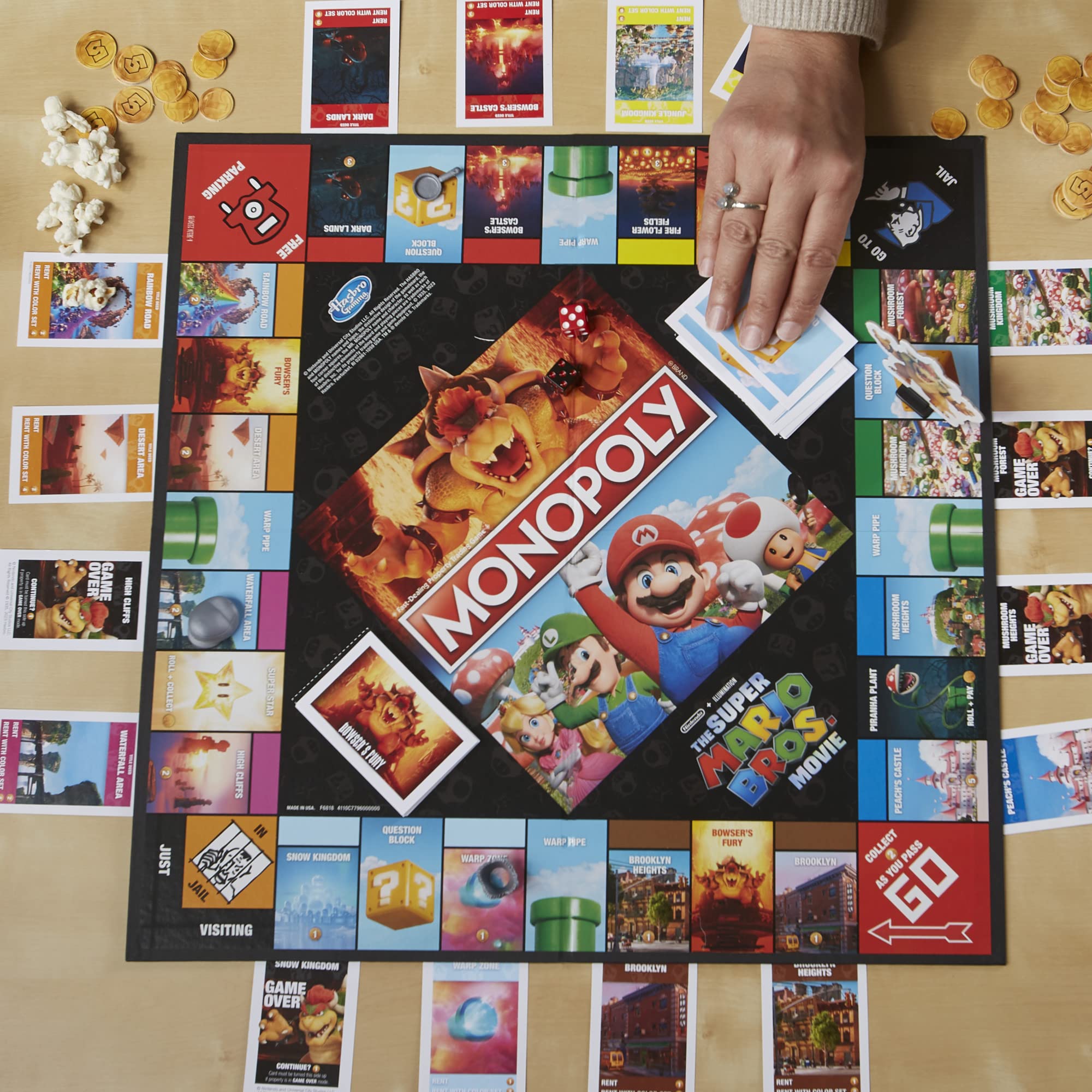 Foto 6 | Juego De Mesa Monopoly The Super Mario Bros. Movie Edition - Venta Internacional.