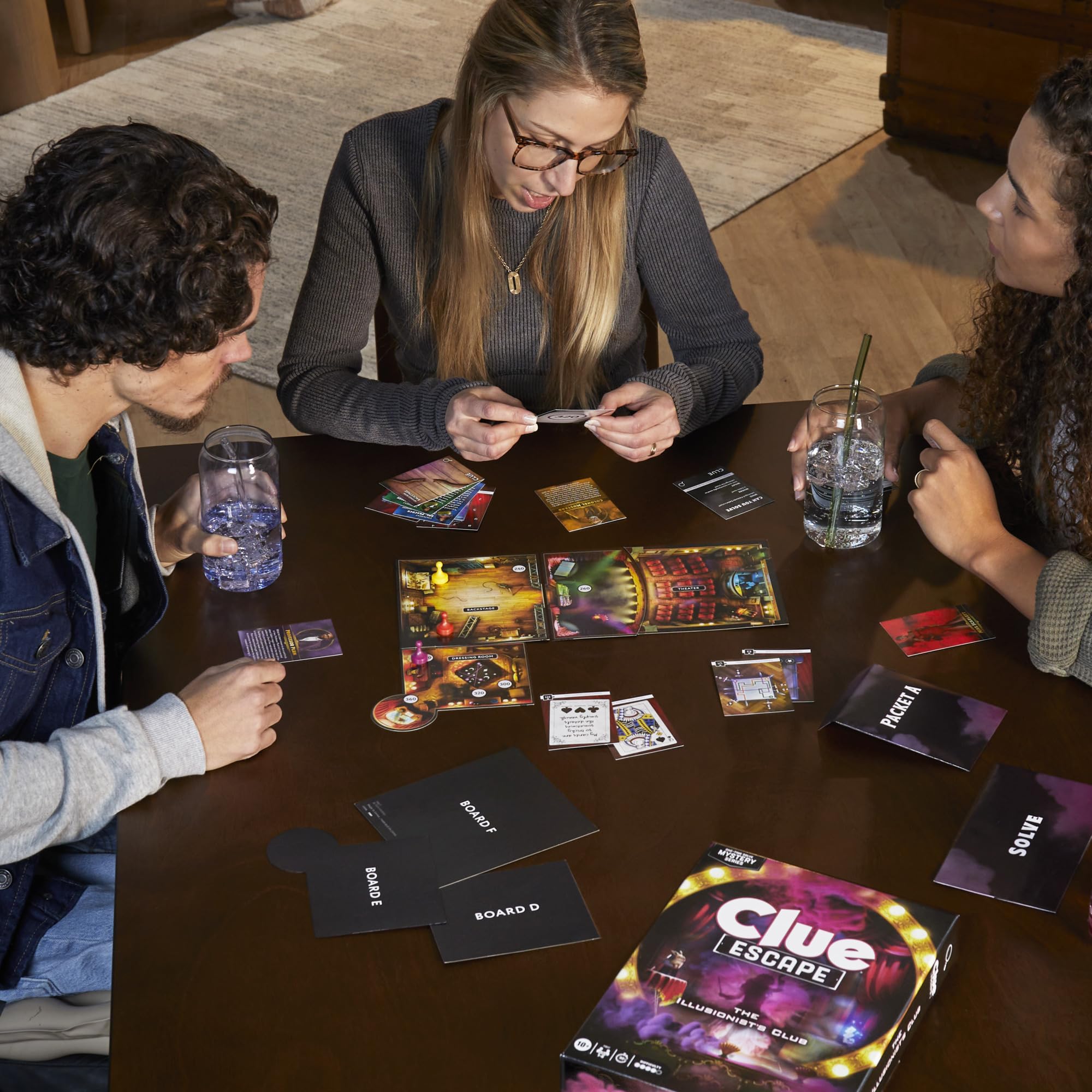 Foto 7 pulgar | Juego De Mesa Hasbro Gaming Clue Escape The Illusionist's Club - Venta Internacional.