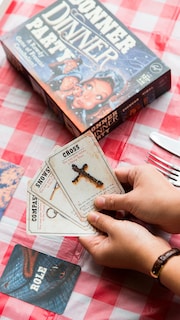 Foto 5 | Game Chronicle Books Donner Dinner Party: Weird Games 12+ - Venta Internacional.