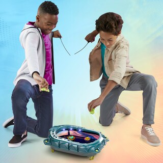 Foto 6 | Set De Combate Beyblade Burst Quadstrike Light Ignite Con Estadio - Venta Internacional.