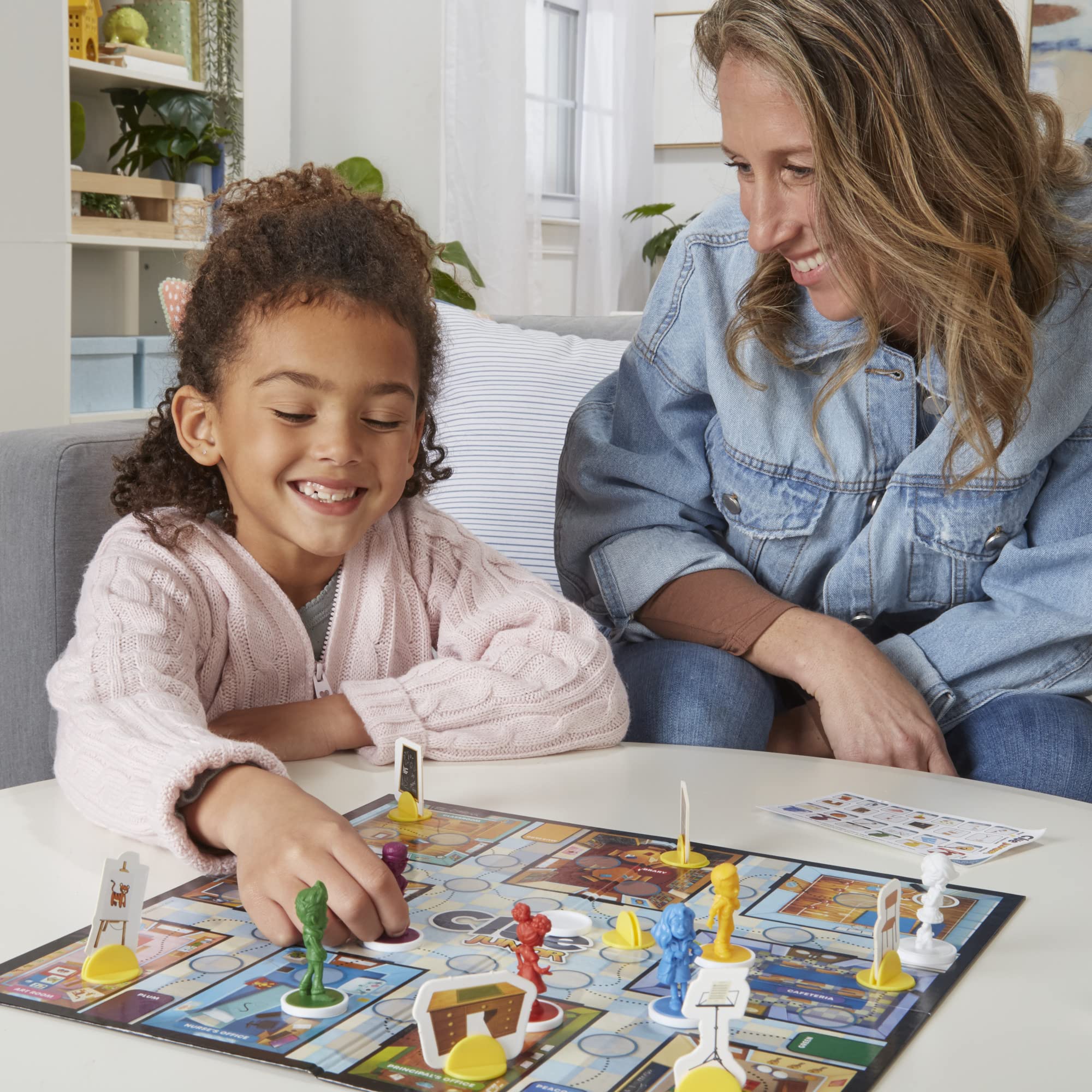 Foto 5 pulgar | Juego De Mesa Hasbro Gaming Clue Junior De 2 Caras 4+ - Venta Internacional.
