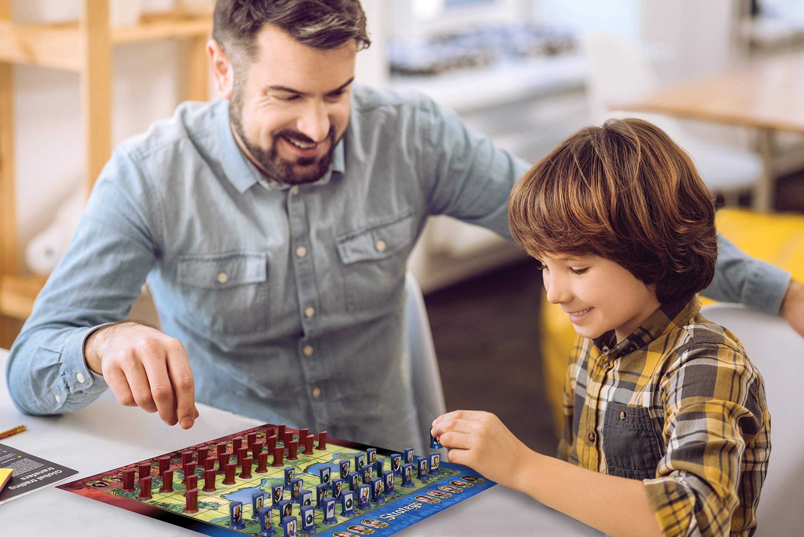Foto 4 pulgar | Juego De Mesa Playmonster Stratego Classic Para Niños Mayores De 8 Años - Venta Internacional.