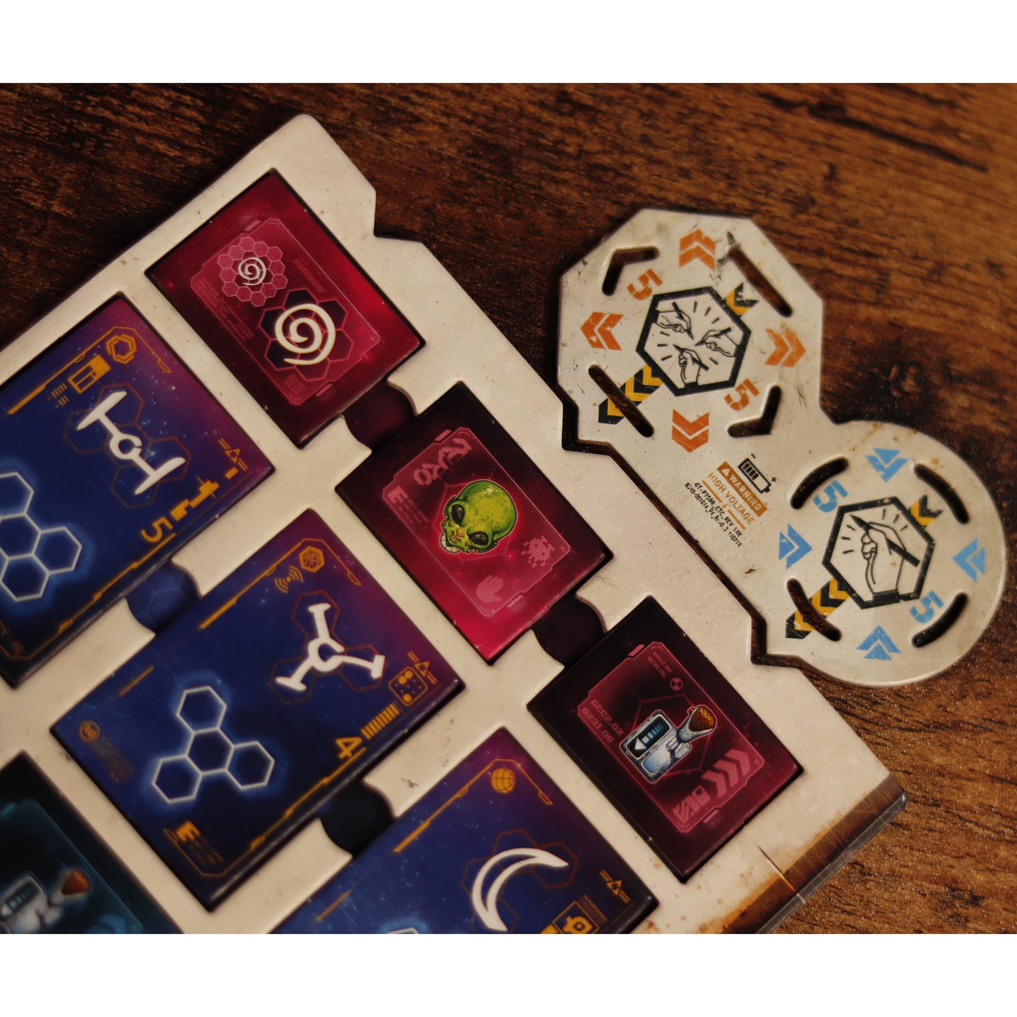 Foto 7 pulgar | Juego Iello Distant Suns Choose & Write Para Niños Y Familia De Más De 10 Años - Venta Internacional.