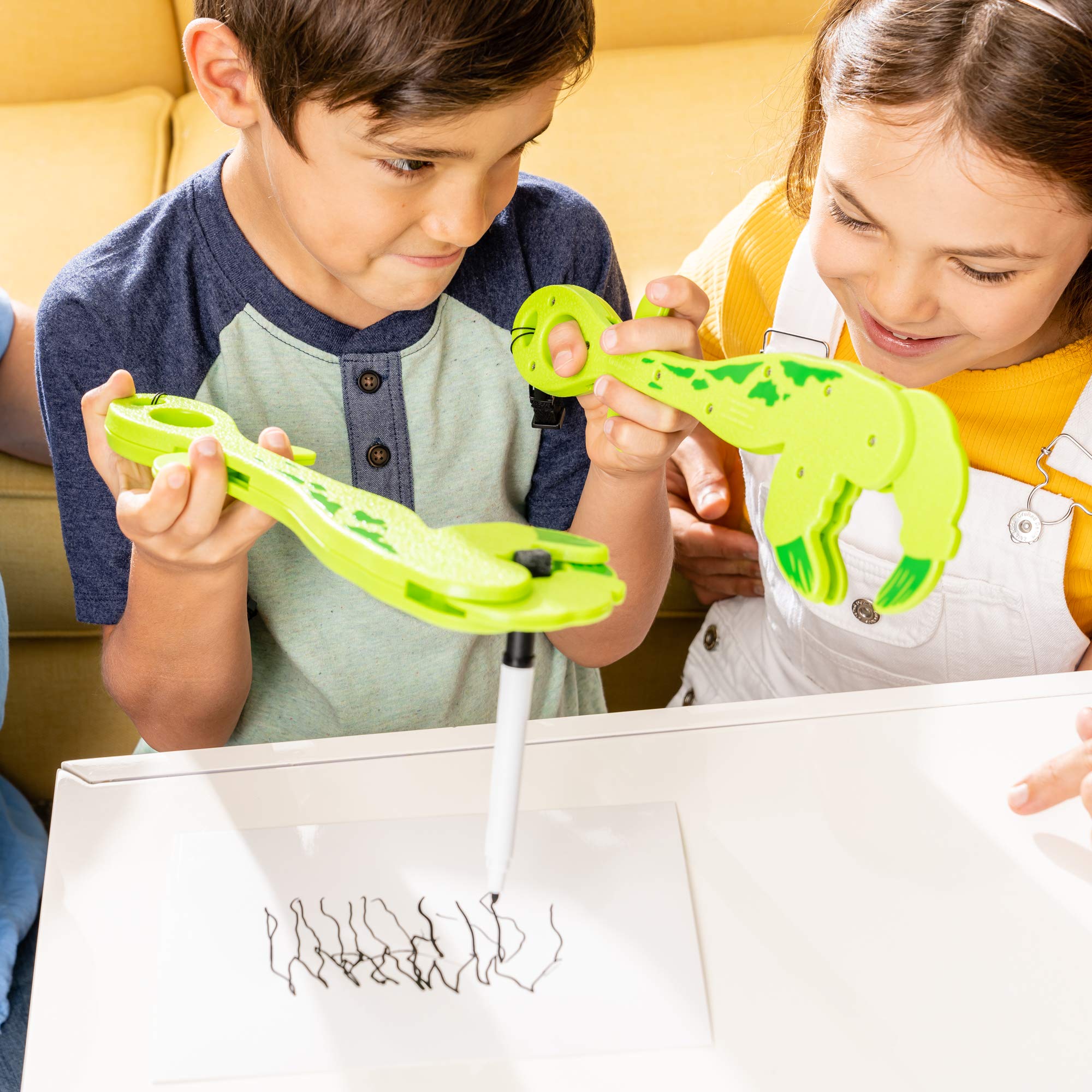 Foto 3 | Juego Educational Insights T-rex Rumble Challenge Con Brazos De Dinosaurio - Venta Internacional.