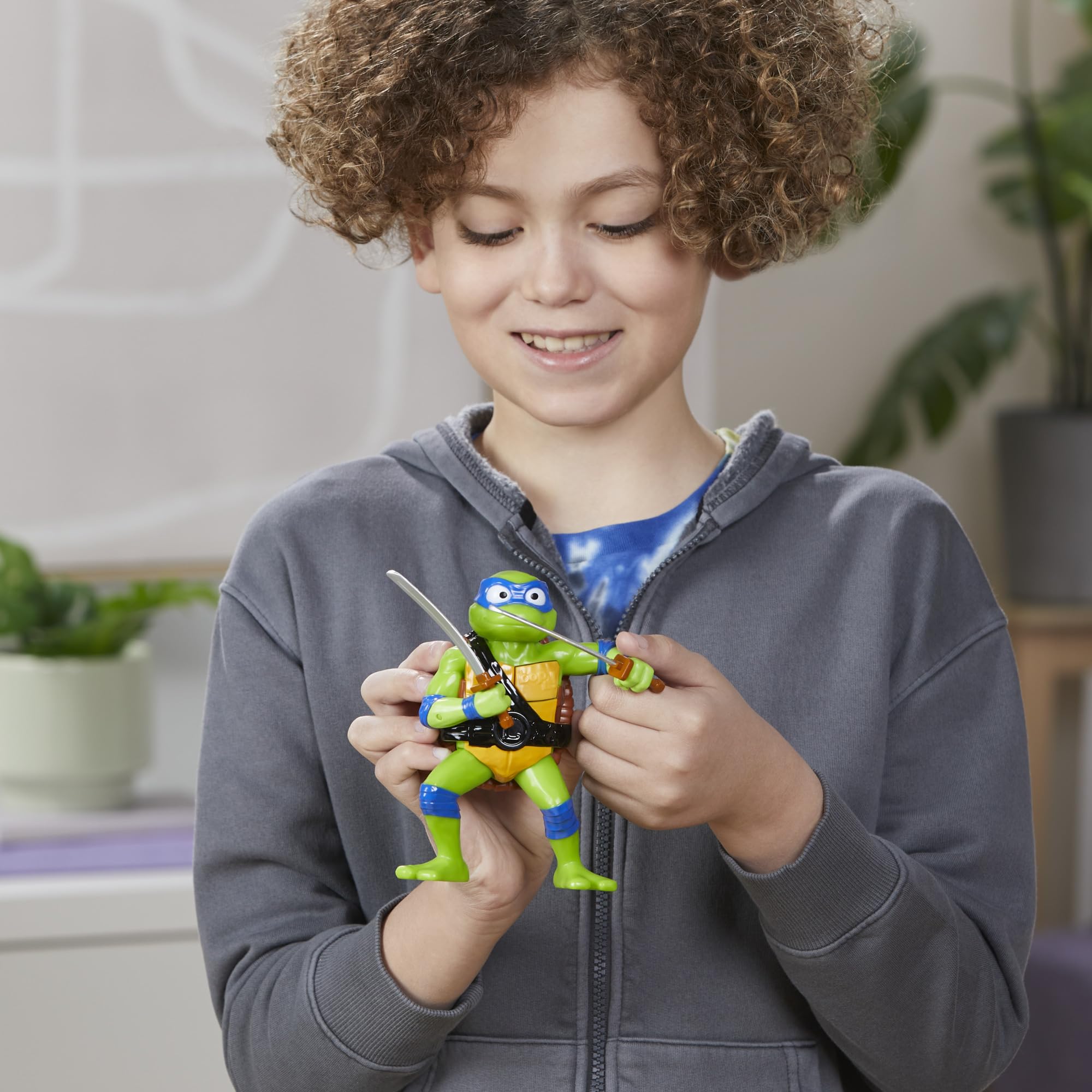 Foto 3 | Juego Hasbro Bop It! Edición Leonardo De Teenage Mutant Ninja Turtles - Venta Internacional.