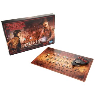 Foto 4 | Juego De Mesa Hasbro Gaming Stranger Things Ouija Para 2-4 Jugadores - Venta Internacional.