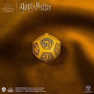 Foto 4 | Juego De Dados Q-workshop Harry Potter Hufflepuff Modern Yellow - Venta Internacional.