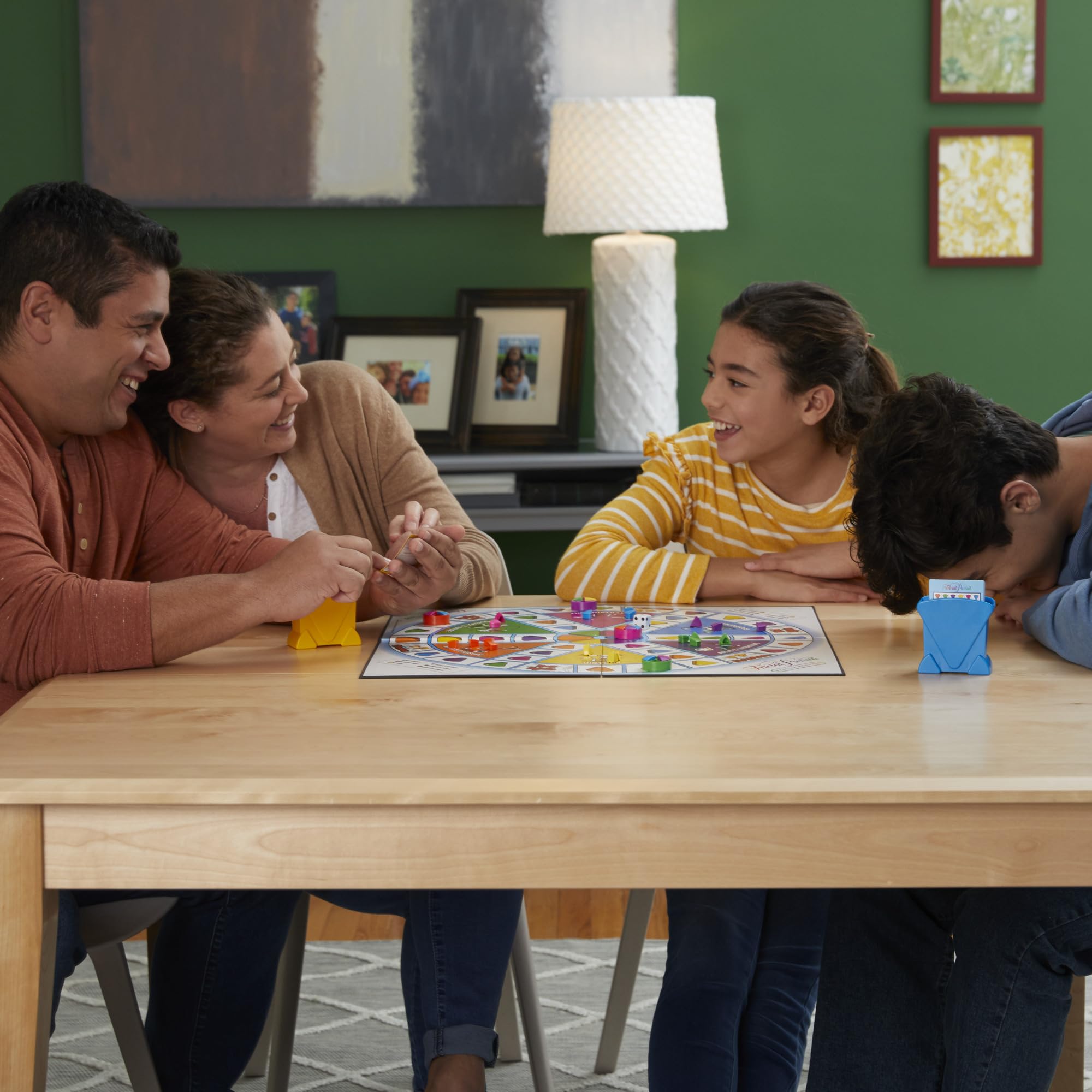 Foto 8 pulgar | Juego De Mesa Hasbro Gaming Trivial Pursuit Family Edition - Venta Internacional.