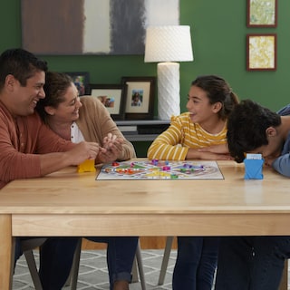 Foto 7 | Juego De Mesa Hasbro Gaming Trivial Pursuit Family Edition - Venta Internacional.