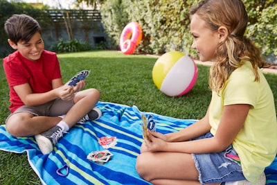 Foto 2 | Juego De Cartas Mattel Games Uno Splash De Plástico Resistente Al Agua - Venta Internacional.