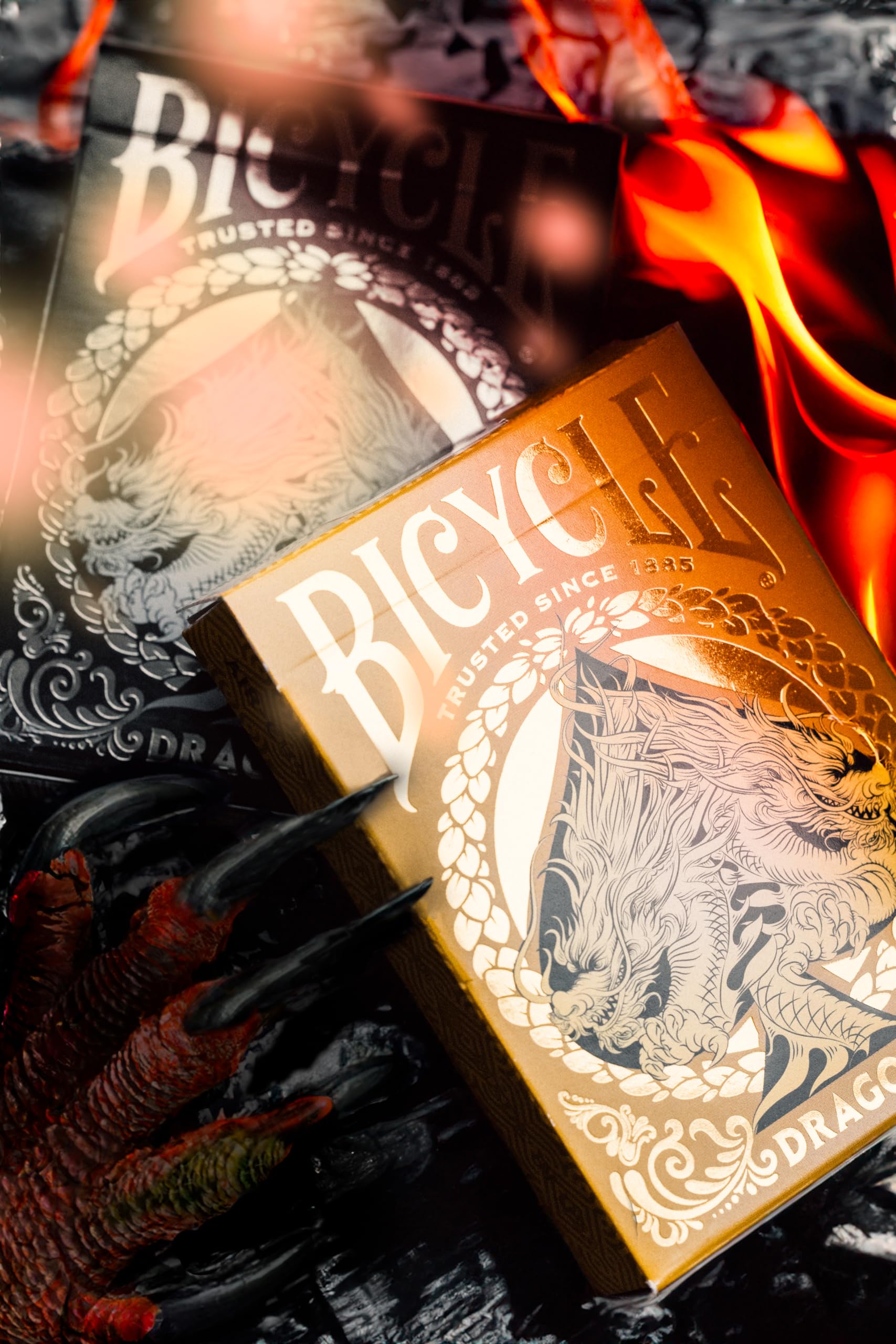 Foto 3 pulgar | Baraja De Cartas Bicycle Gold Dragon Foil Premium, 1 Baraja - Venta Internacional.