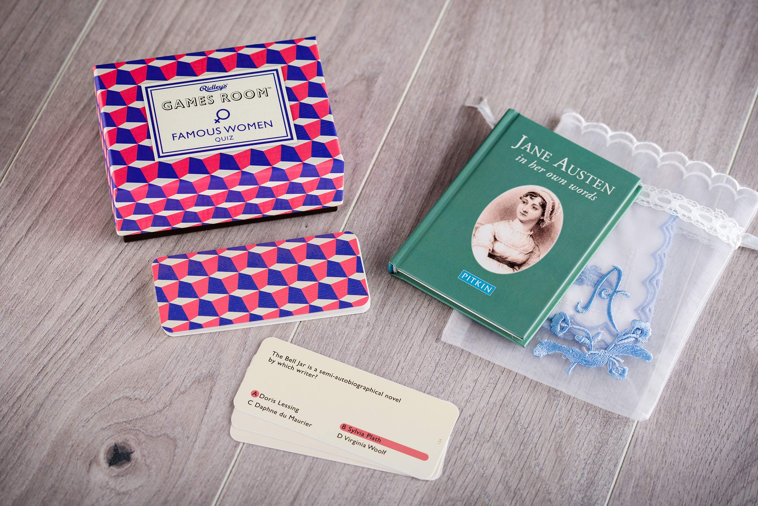 Foto 5 pulgar | Juego De Cartas Trivia Ridley's Famous Women Con 140 Preguntas - Venta Internacional.