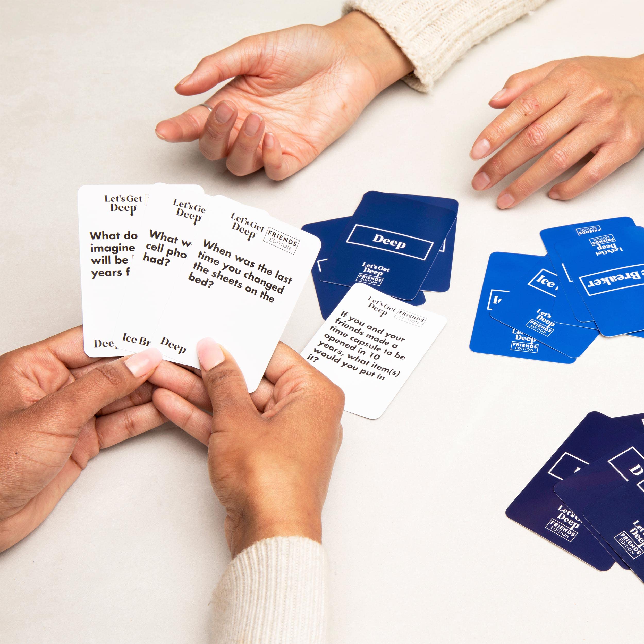 Foto 6 pulgar | Juego De Cartas Let's Get Deep: Friends Edition 17+ - Venta Internacional.