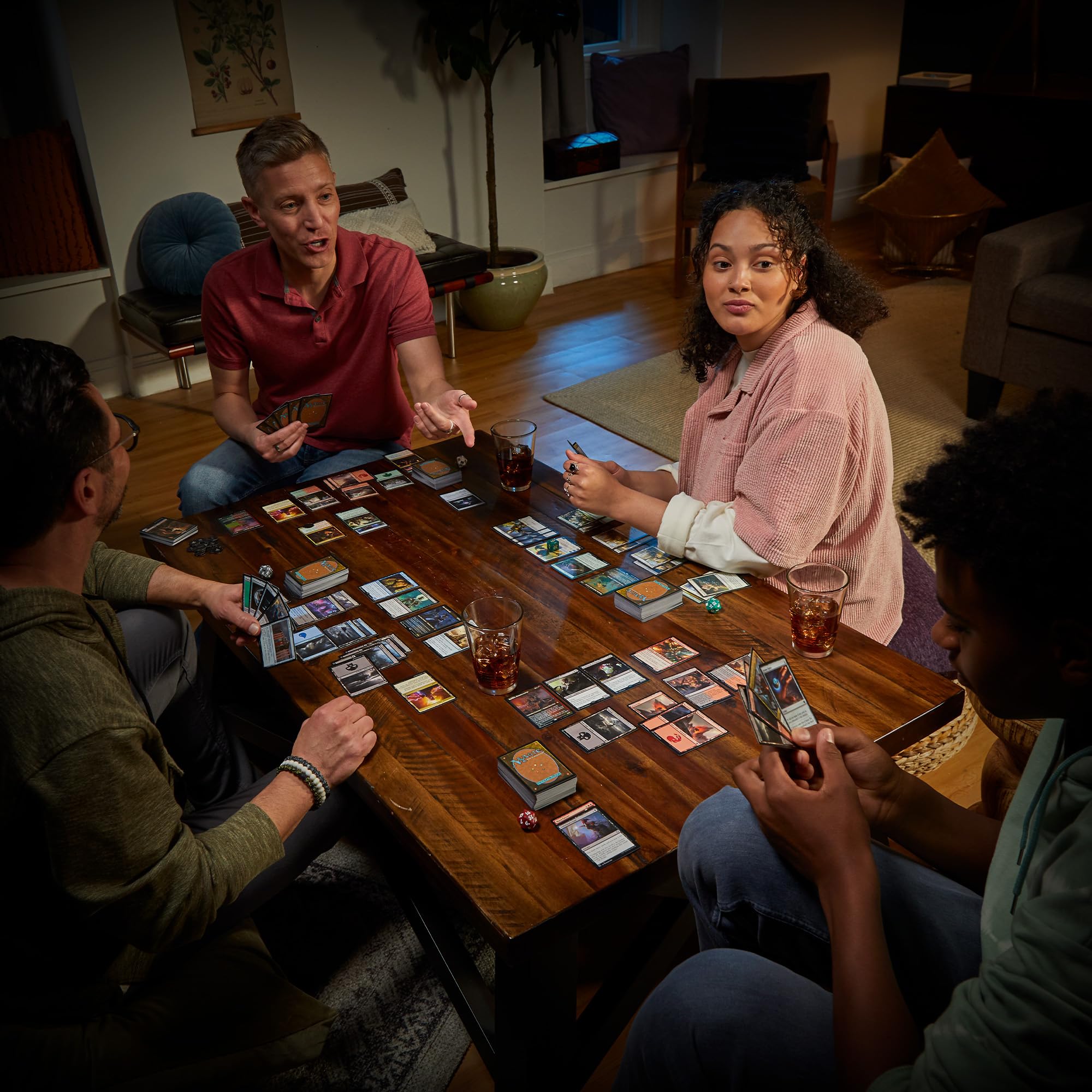 Foto 4 pulgar | Commander Deck Magic The Gathering: Asesinatos En La Mansión Karlov - Venta Internacional.