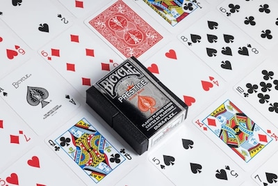 Foto 4 | Baraja de Cartas de Juego de Plástico Bicycle Prestige Impermeables Roja y Azul - Venta Internacional