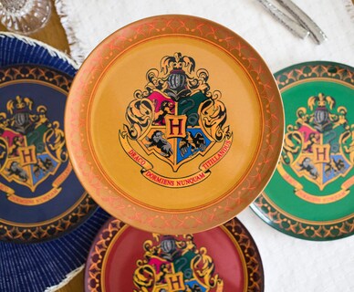 Foto 4 | Juego De Platos Silver Buffalo Harry Potter Con El Escudo De Hogwarts X4 - Venta Internacional.