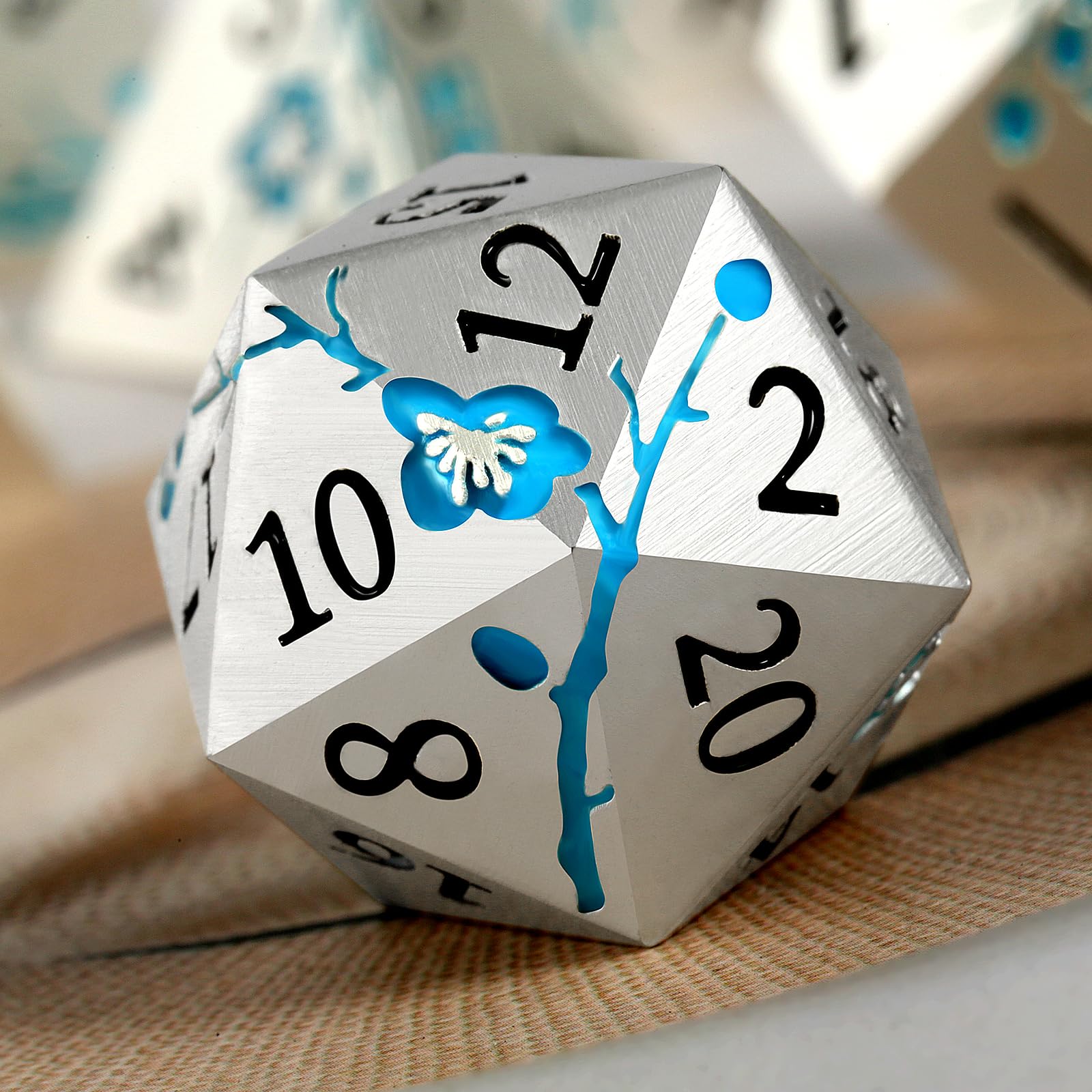 Foto 5 | Set De Dados Dndnd Glow In The Dark Blue Con Funda Metálica, 7 Unidades - Venta Internacional.