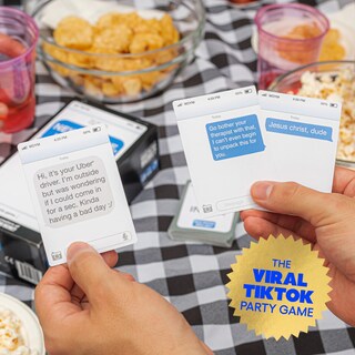 Foto 4 | Nuevo Teléfono Relacionado Con El Paquete De Expansión De Juegos De Cartas, ¿quién Es? - Venta Internacional.