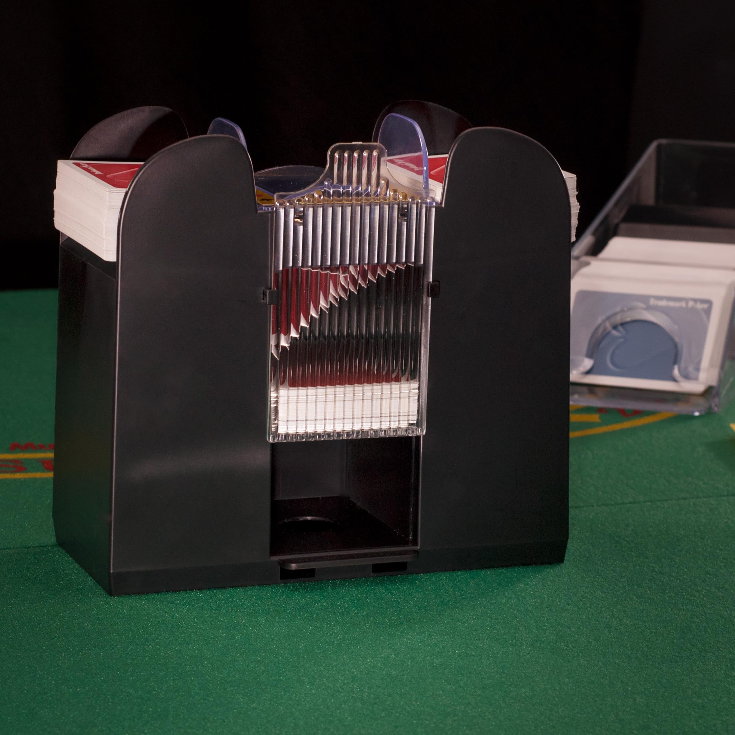 Foto 7 | Barajador Automático De Cartas Trademark Poker De 6 Barajas, Funciona Con Pilas - Venta Internacional.
