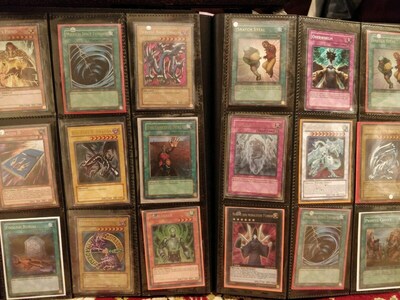 Foto 4 | Lote De Cartas Coleccionables Yu-gi-oh! 400 Unidades Premium Con 11 Hoyos Y 25 Unidades Raras - Venta Internacional.