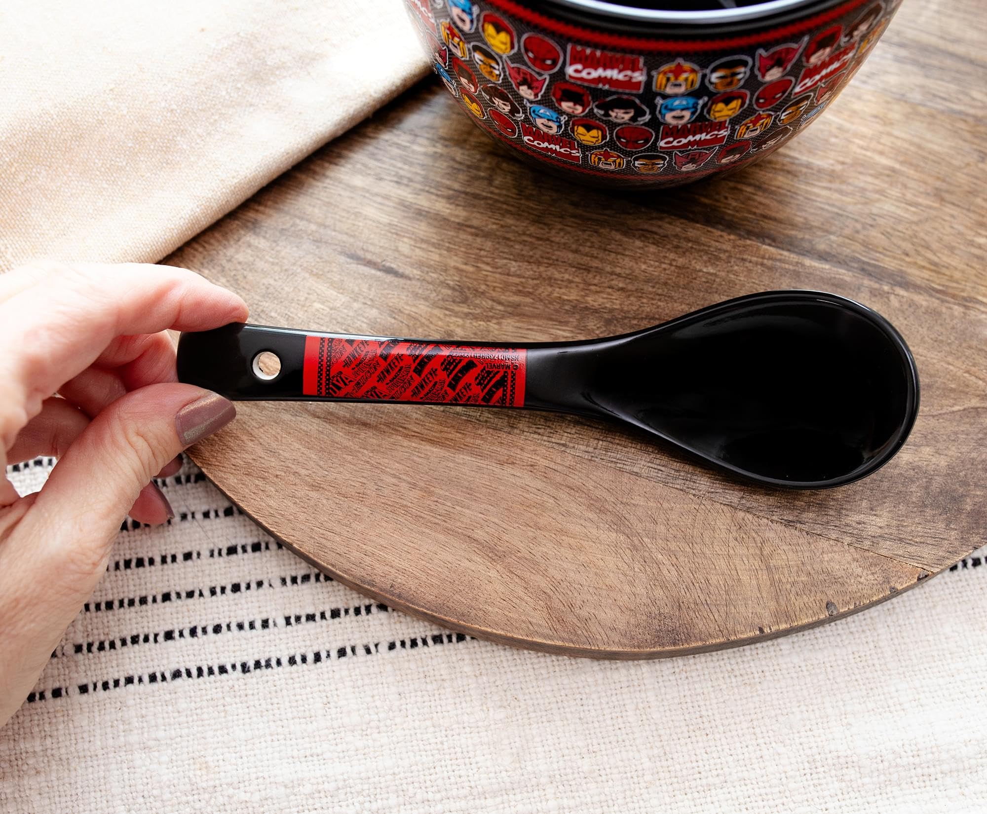 Foto 6 pulgar | Set De Vajilla Ramen De Cerámica Para Superhéroes De Marvel Comics - Venta Internacional.