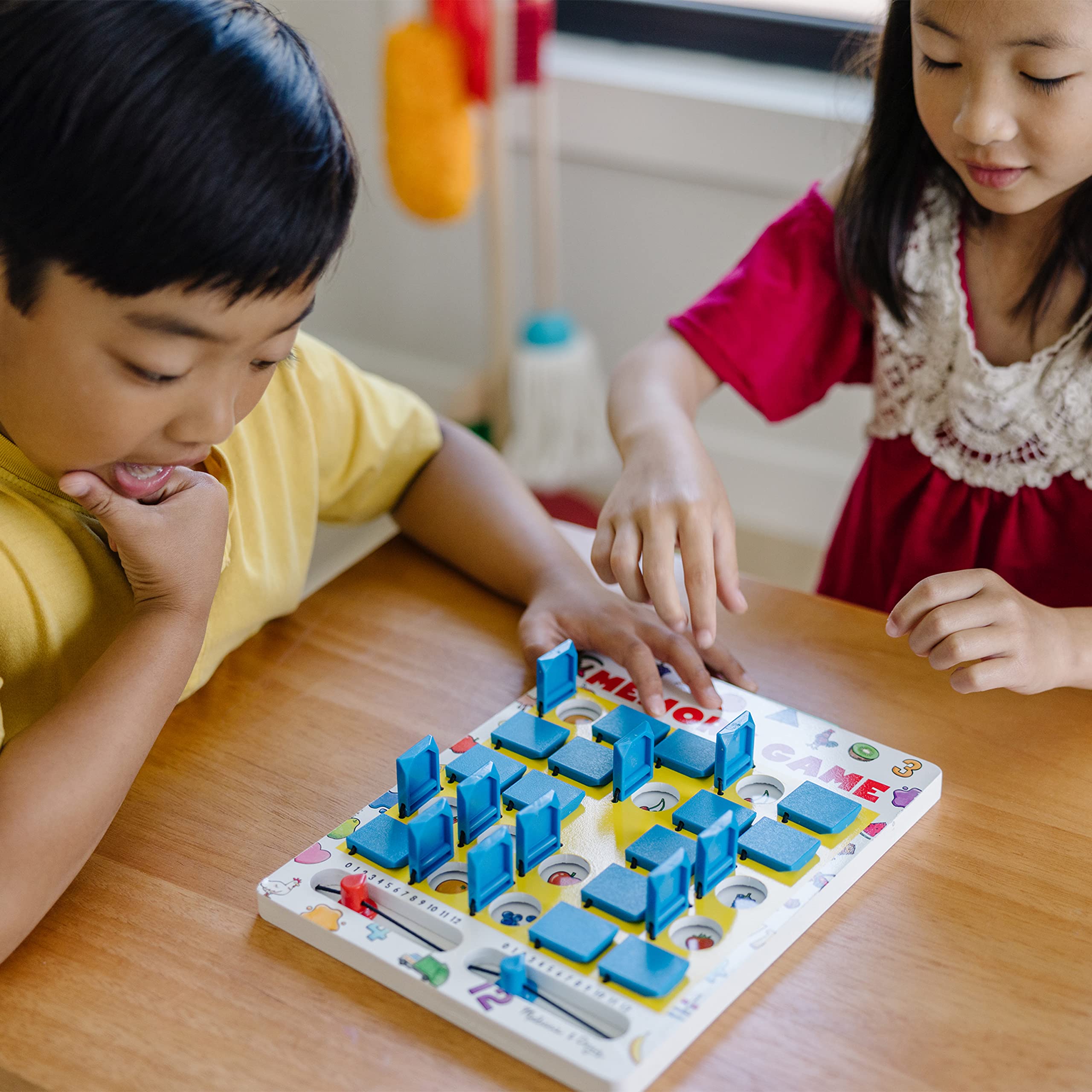 Foto 7 | Juego De Memoria Melissa & Doug Flip To Win Travel Con Tabla De Madera - Venta Internacional.