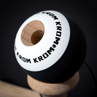 Foto 6 | Juguete Kendama Krom Pop Verde Lima Para Mantener El Equilibrio Y Los Reflejos - Venta Internacional.