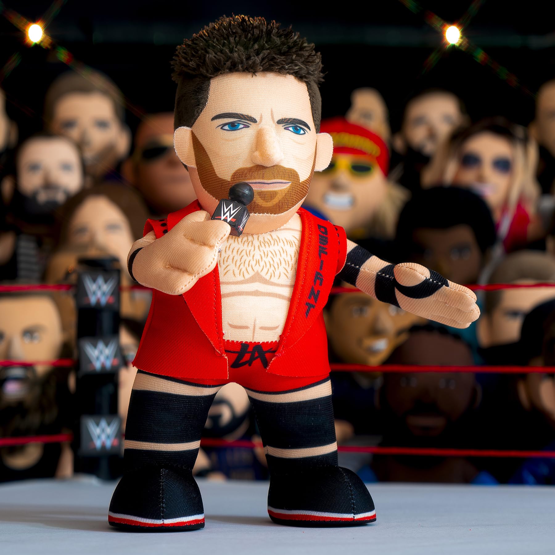 Foto 5 pulgar | Figura de Peluche Bleacher Creatures Wwe L.A. Knight de 10 cm de Altura - Venta Internacional