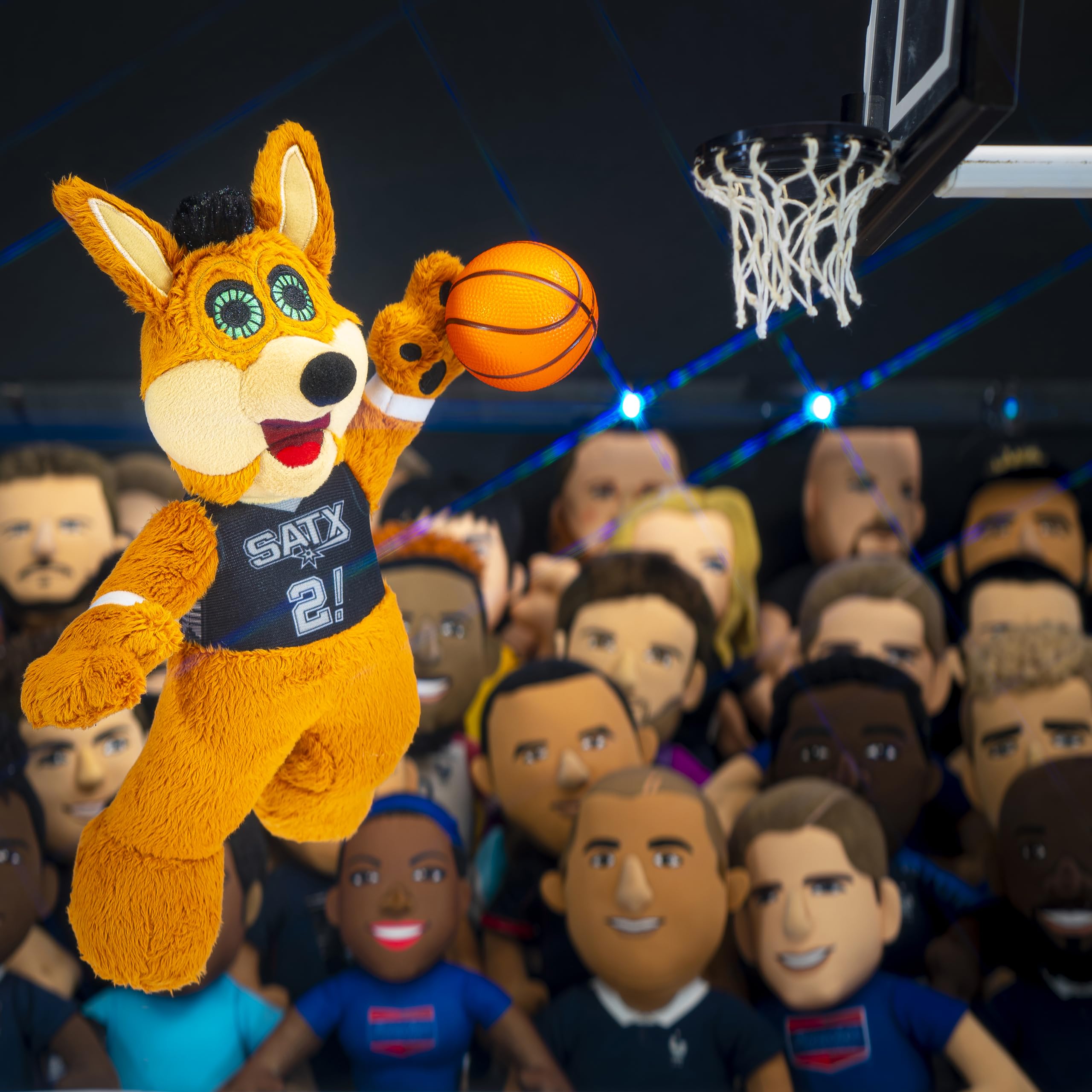 Foto 6 | Figura De Peluche Bleacher Creatures San Antonio Spurs Coyote 10 - Venta Internacional.