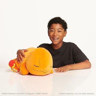 Foto 2 | Peluche Pokémon Charmander Sleeping 45 Cm Con Licencia Oficial - Venta Internacional.