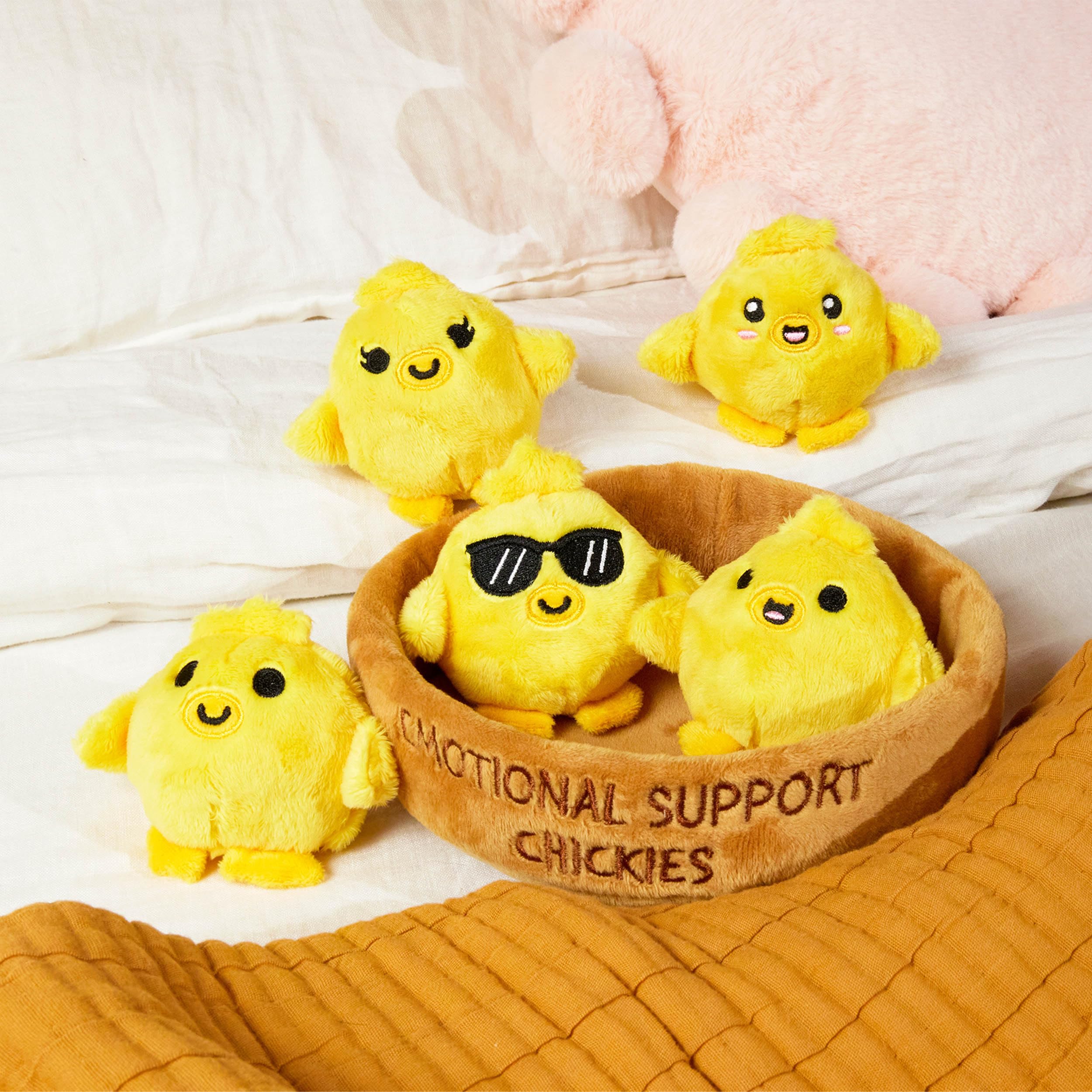 Foto 4 pulgar | Peluches ¿qué Memes? Chicas De Apoyo Emocional - Venta Internacional.