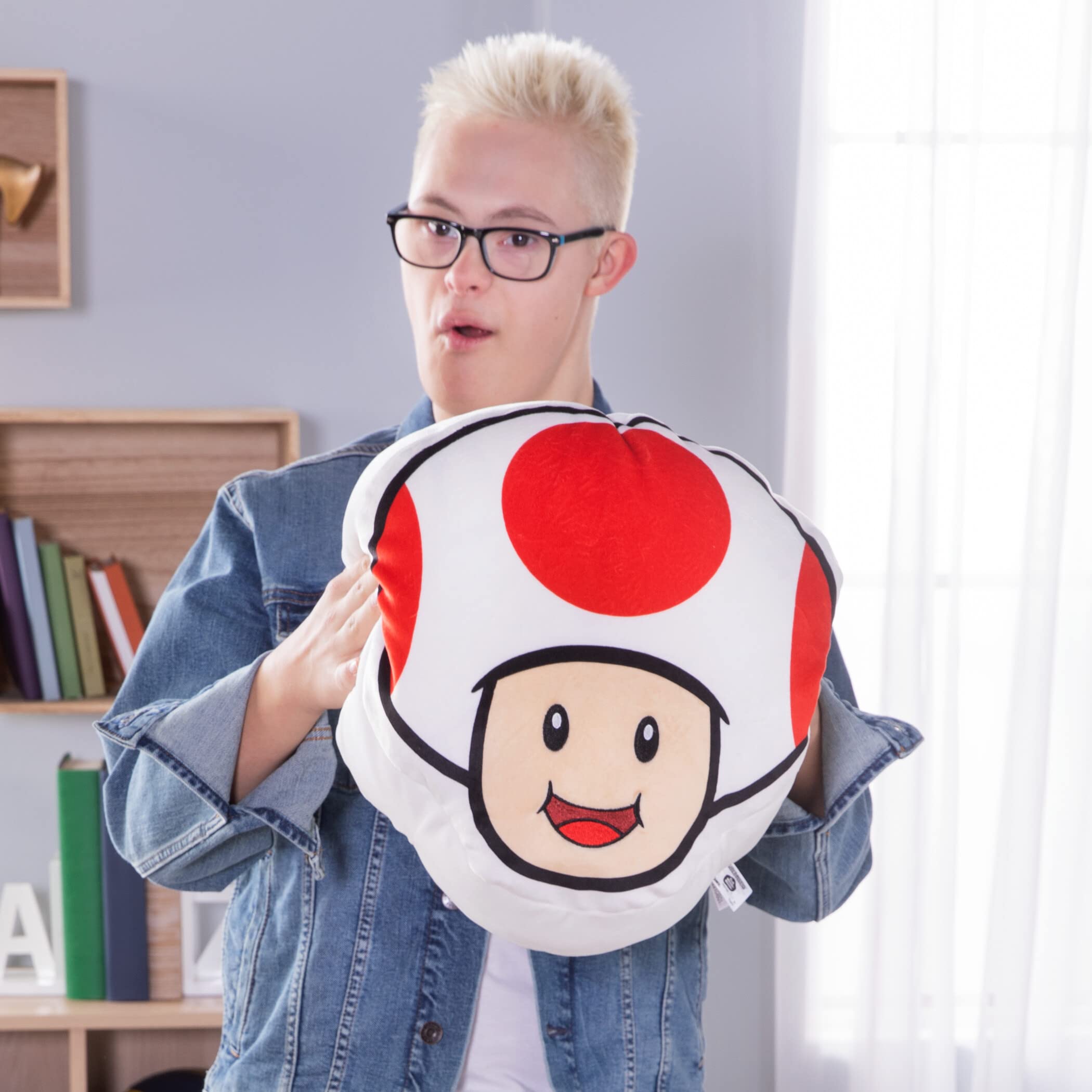 Foto 5 | Mocasines De Peluche Toy Club Mocchi Nintendo Super Mario Toad 38 Cm - Venta Internacional.