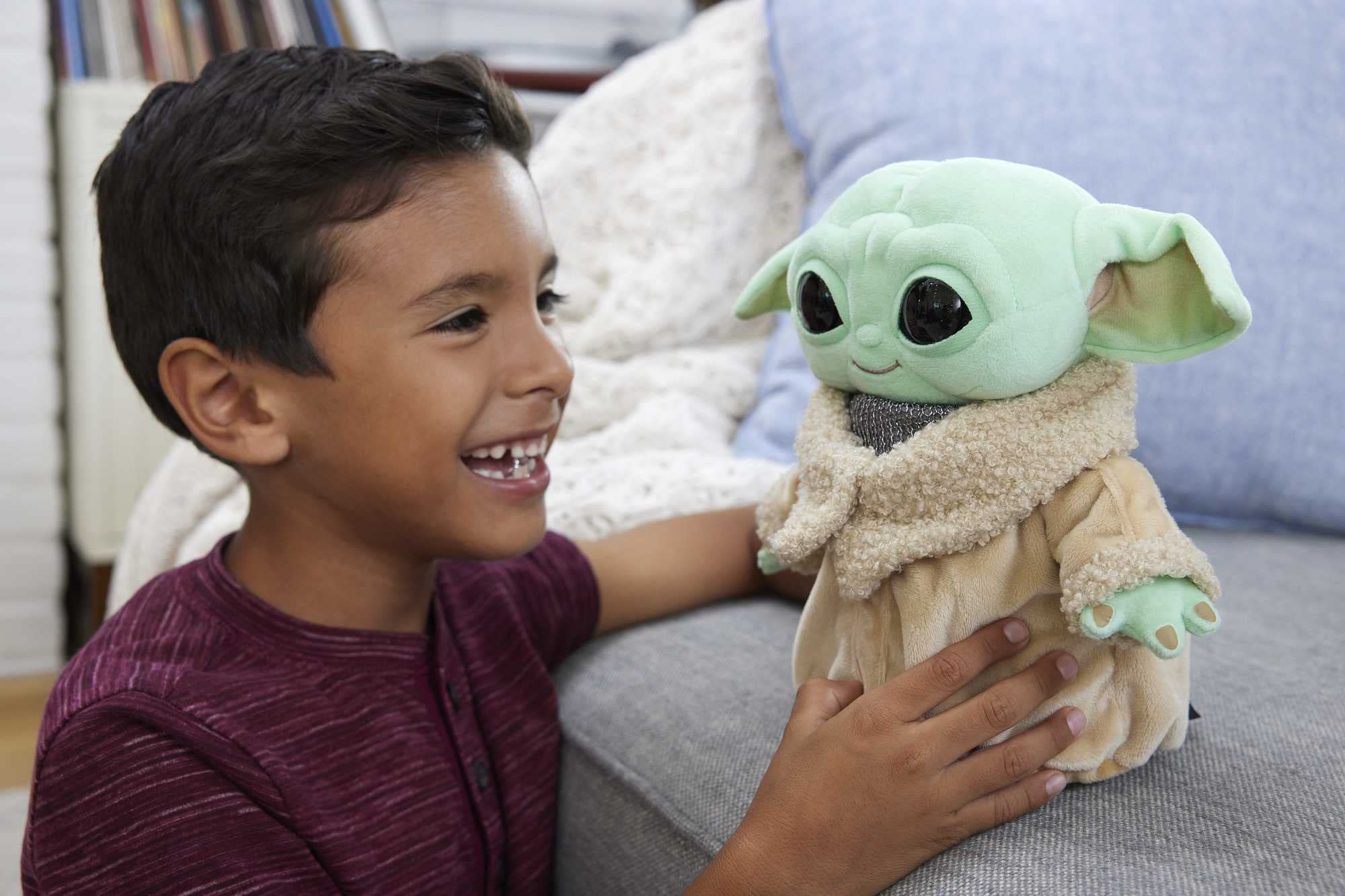Foto 3 pulgar | Peluche Mattel Star Wars Grogu Con Armadura Beskar De 20 Cm - Venta Internacional.